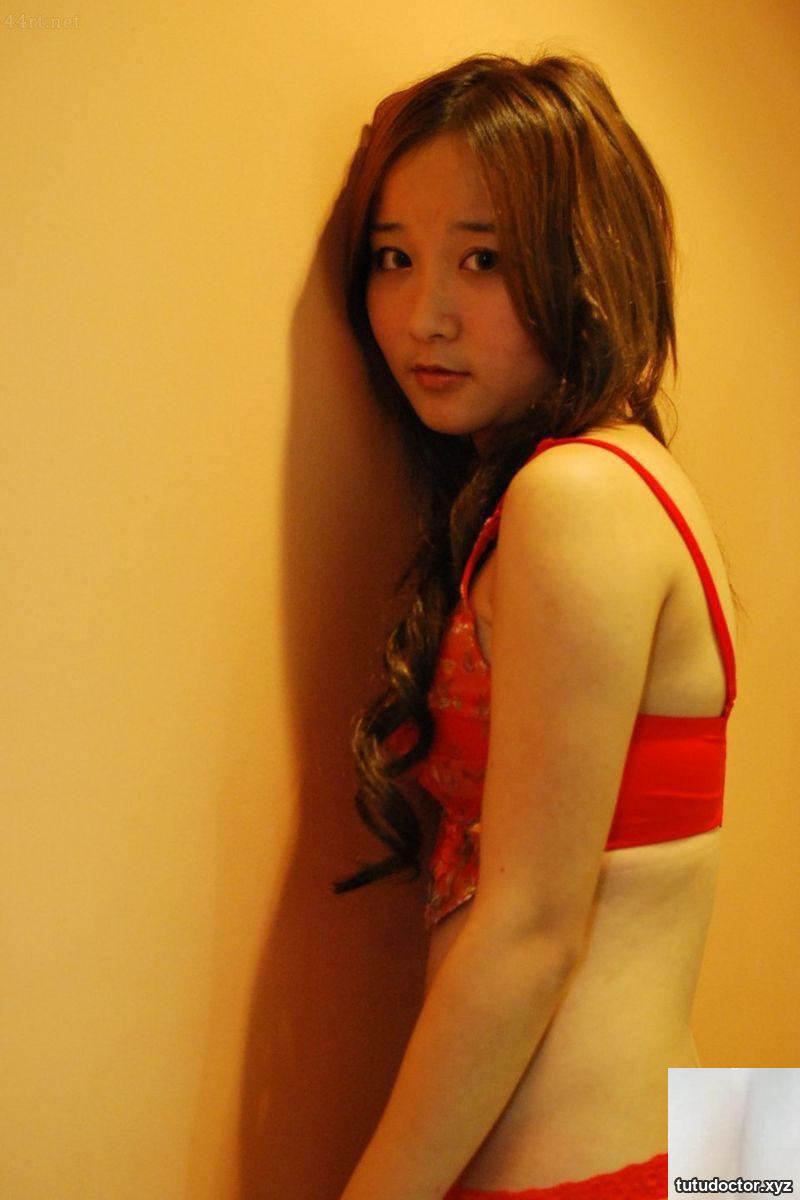 Plump and beautiful breasts Mini+Vicky+Song Hongchaos body shot · photo 55 of 74