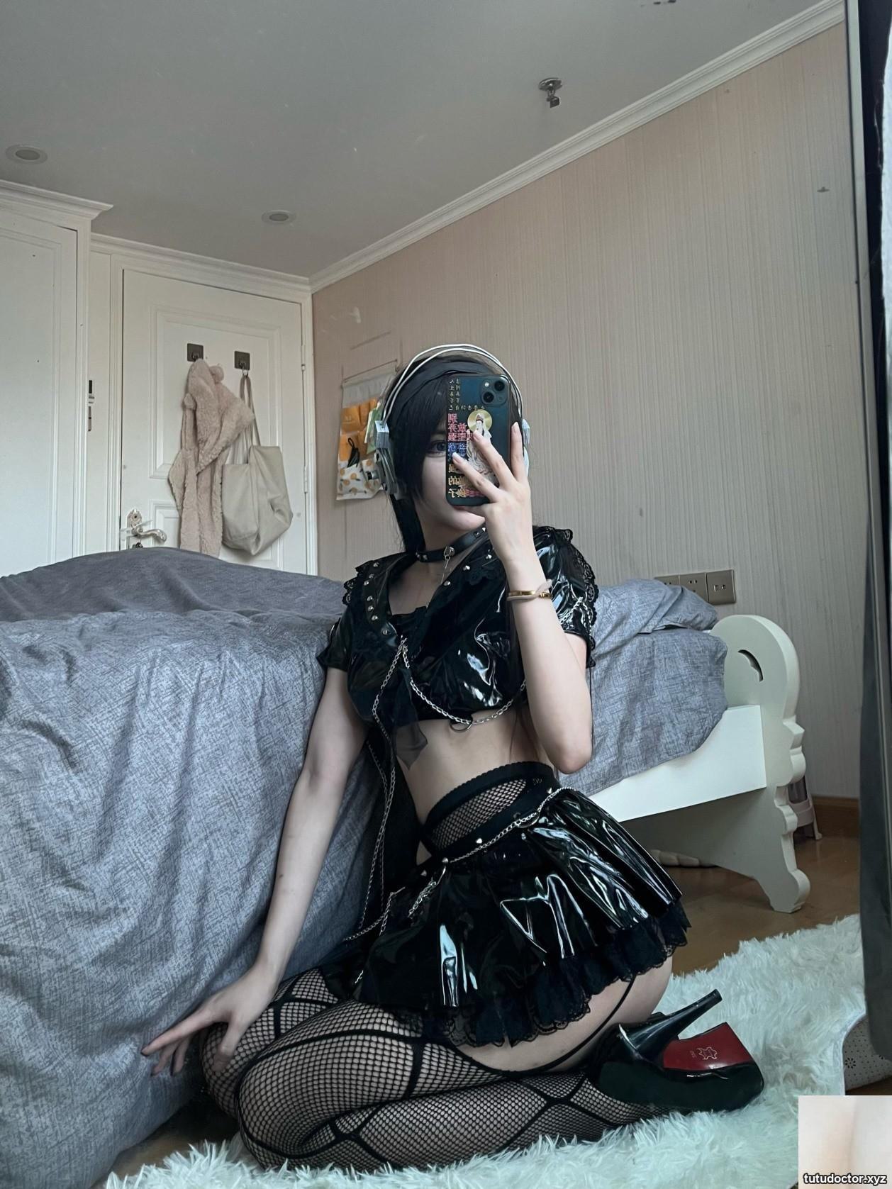 Your bad girl with balls · photo 3 of 49