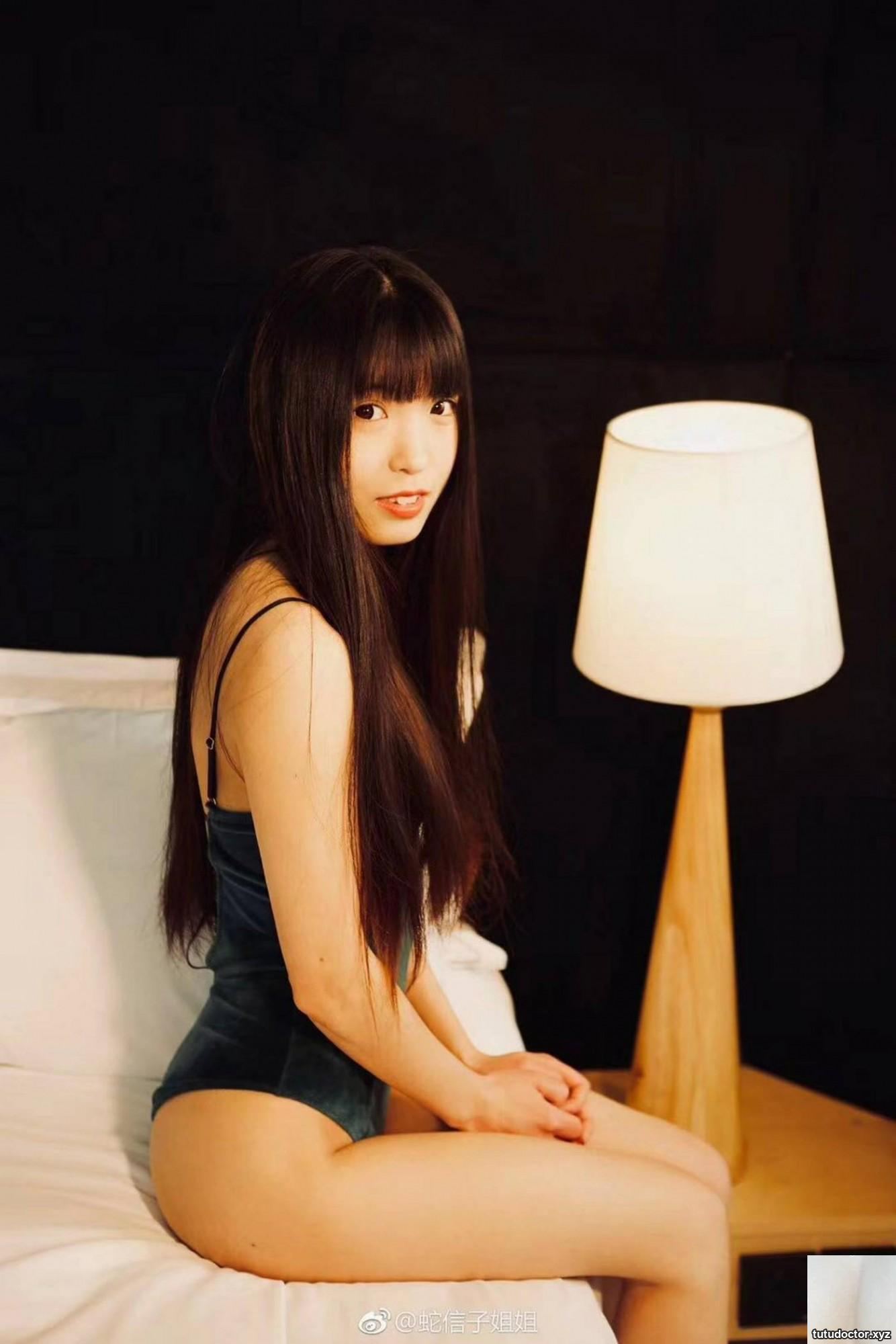 Twitter Beauty Snake Nobuko Sister · photo 11 of 58