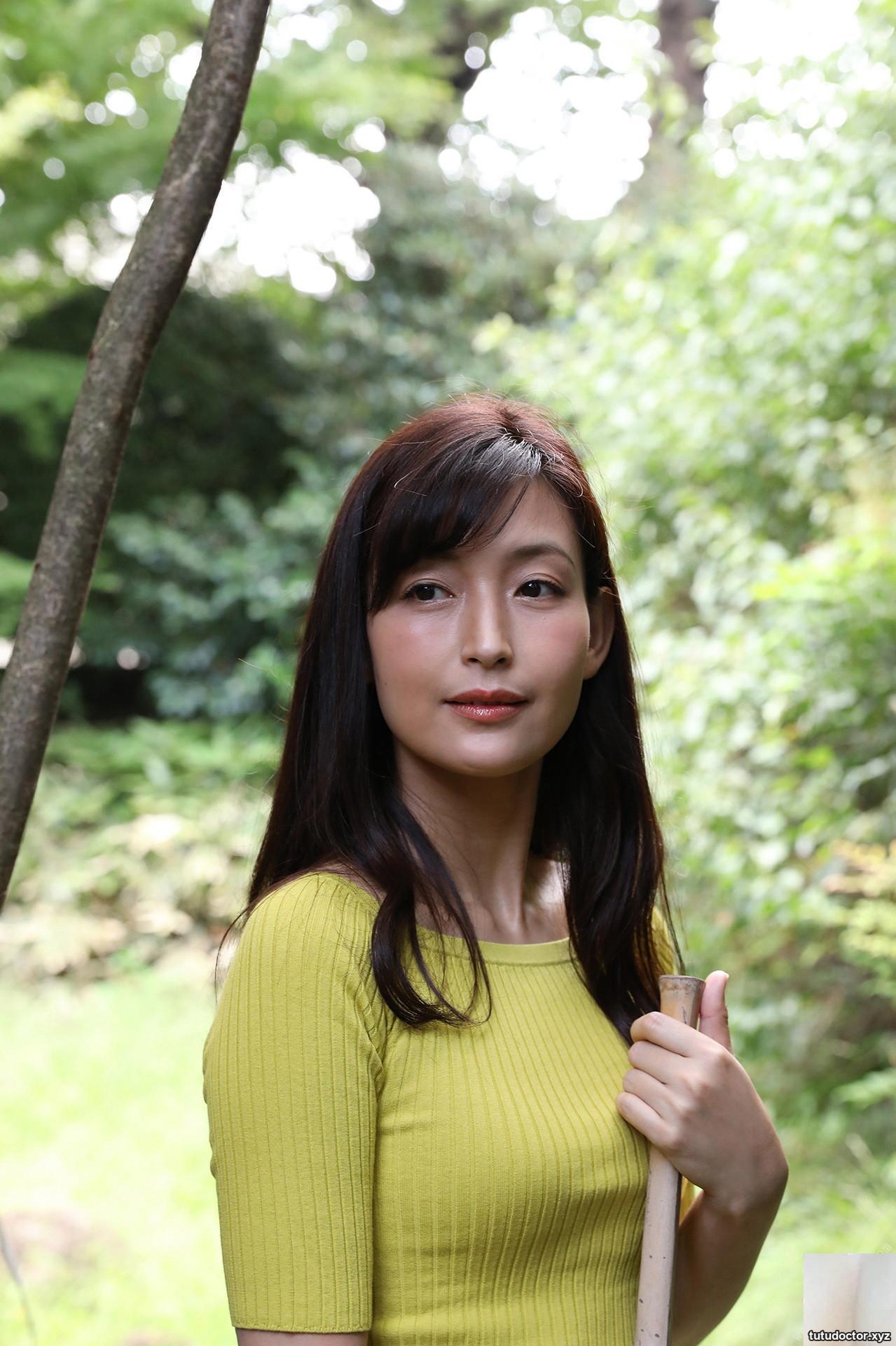 Toko Namiki Toko Namiki – My unfamiliar wife 2 · photo 2 of 89