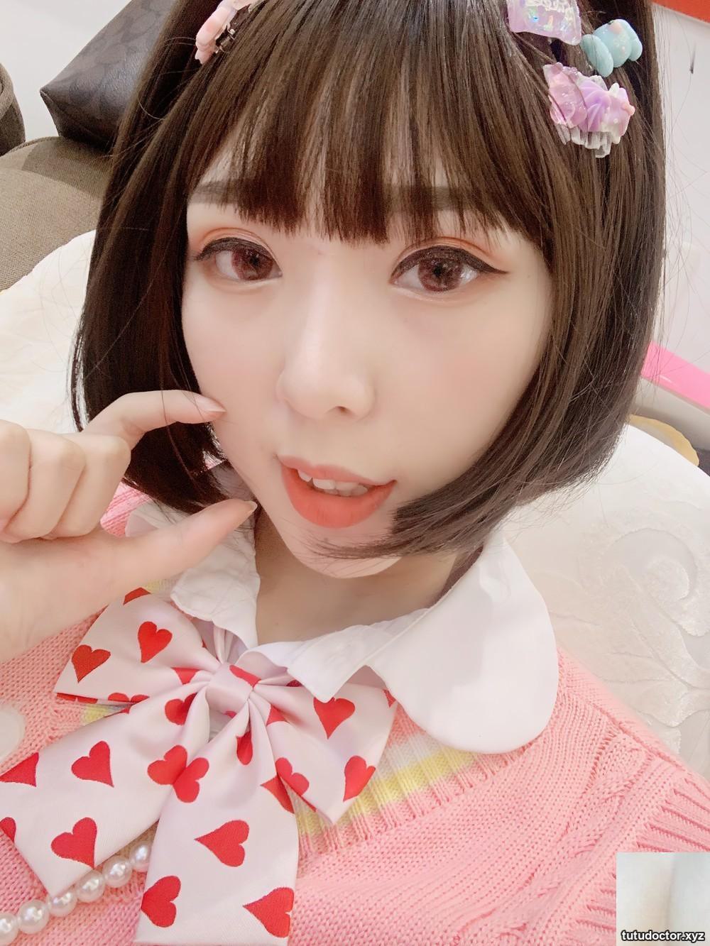 Xiaoboduo – Collection of private photos and selfies Vol.001 · photo 4 of 45