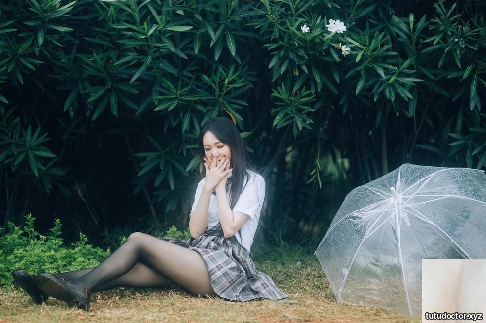 Xiaoboduo – Collection of private photos and selfies Vol.001 · photo 18 of 45