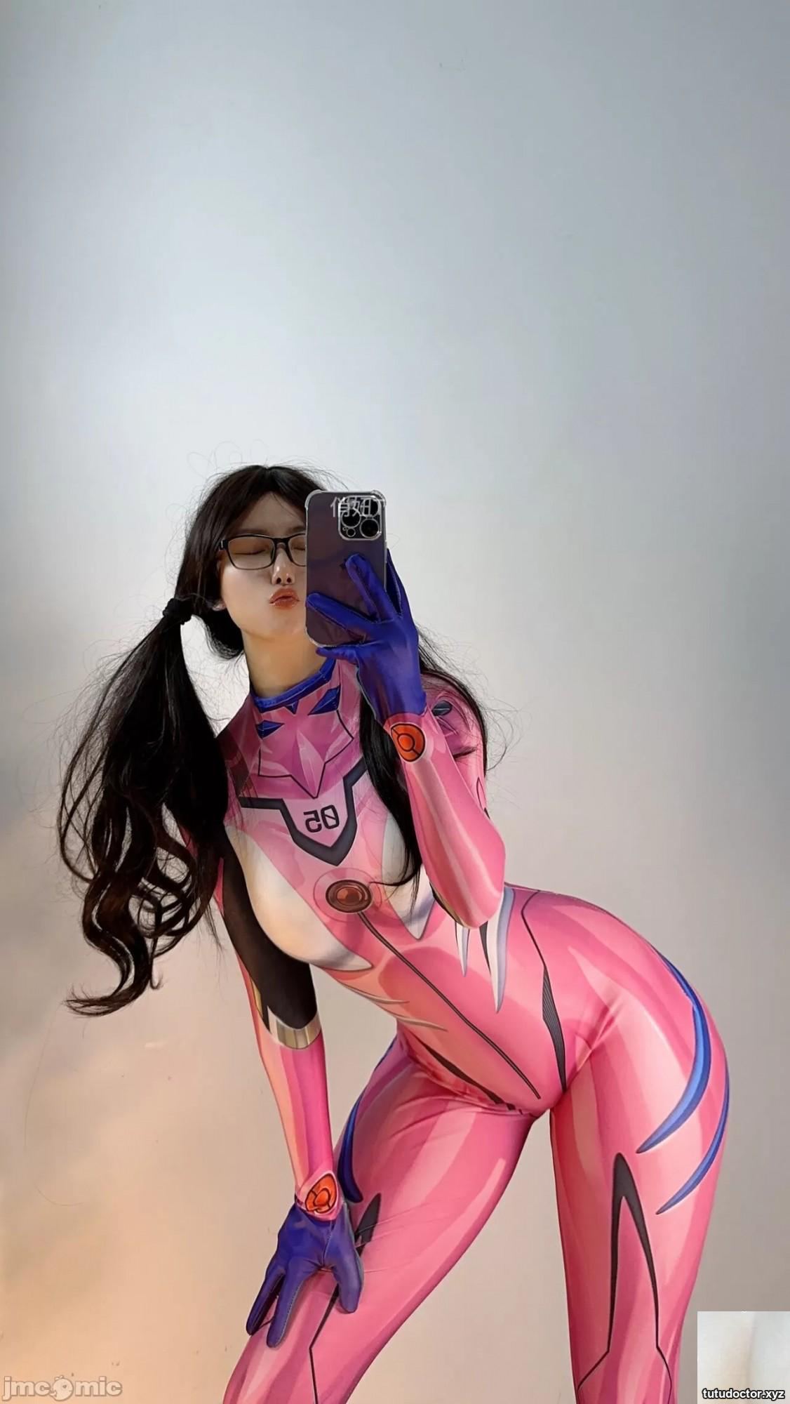 12.09 Tight bodysuit + Xiao Xiaochun · photo 12 of 34