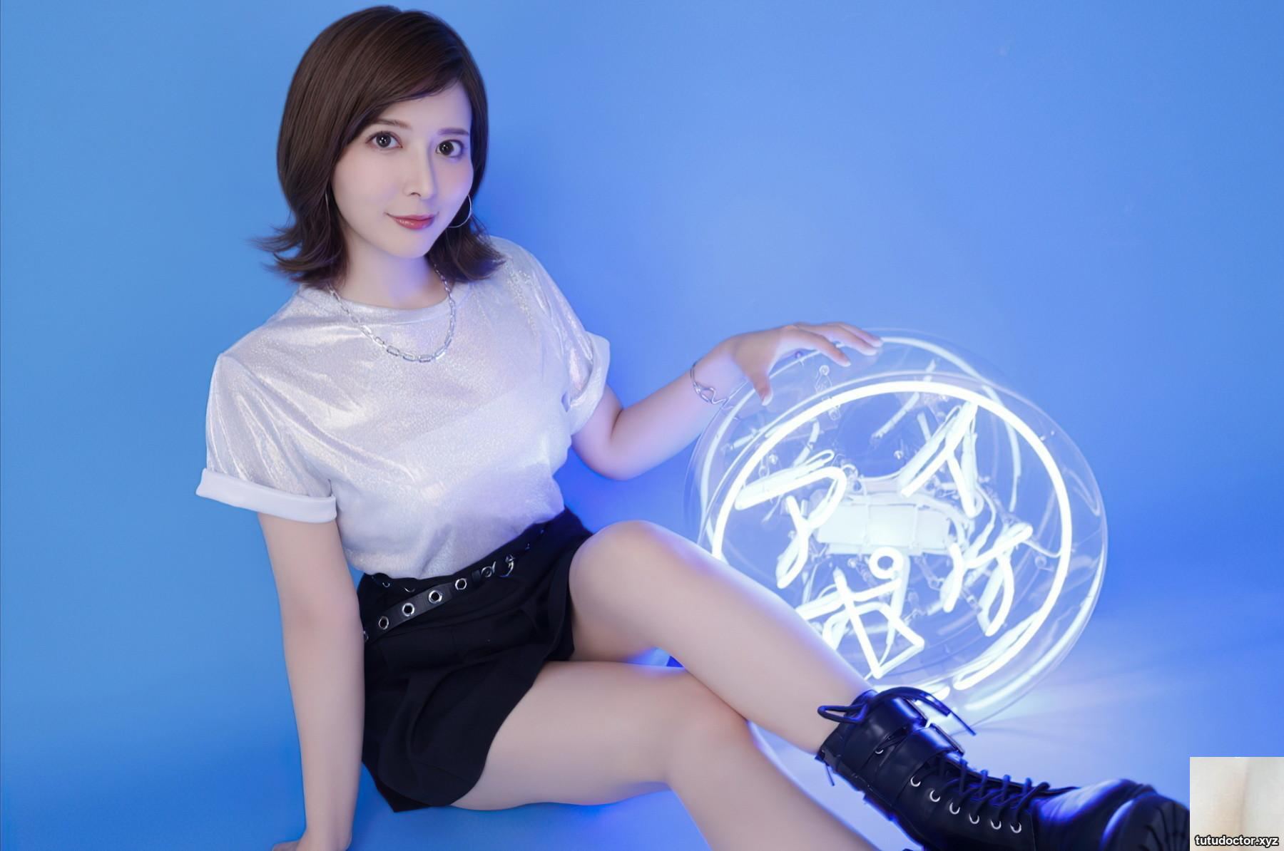 We are IdeaPocket！ Special Photo Book 02 · photo 13 of 88