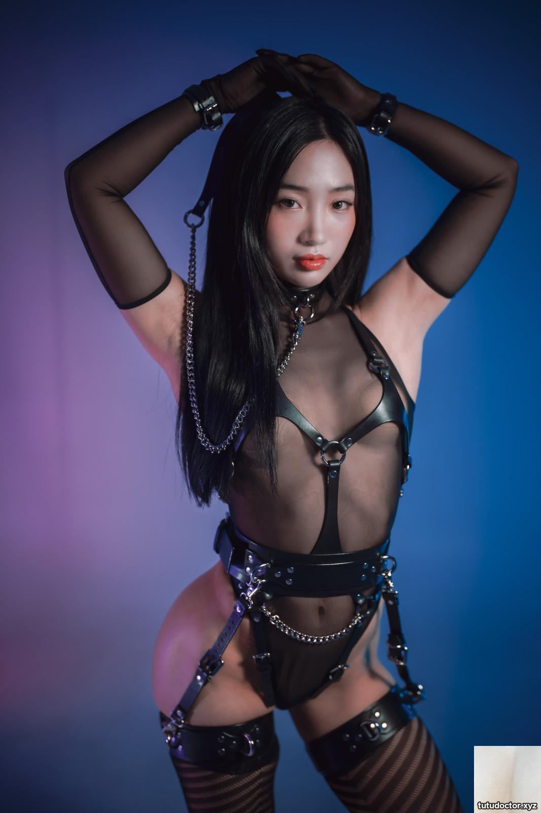 DJAWA Photo — NO.275 – Booty Queen – Ds · photo 8 of 100