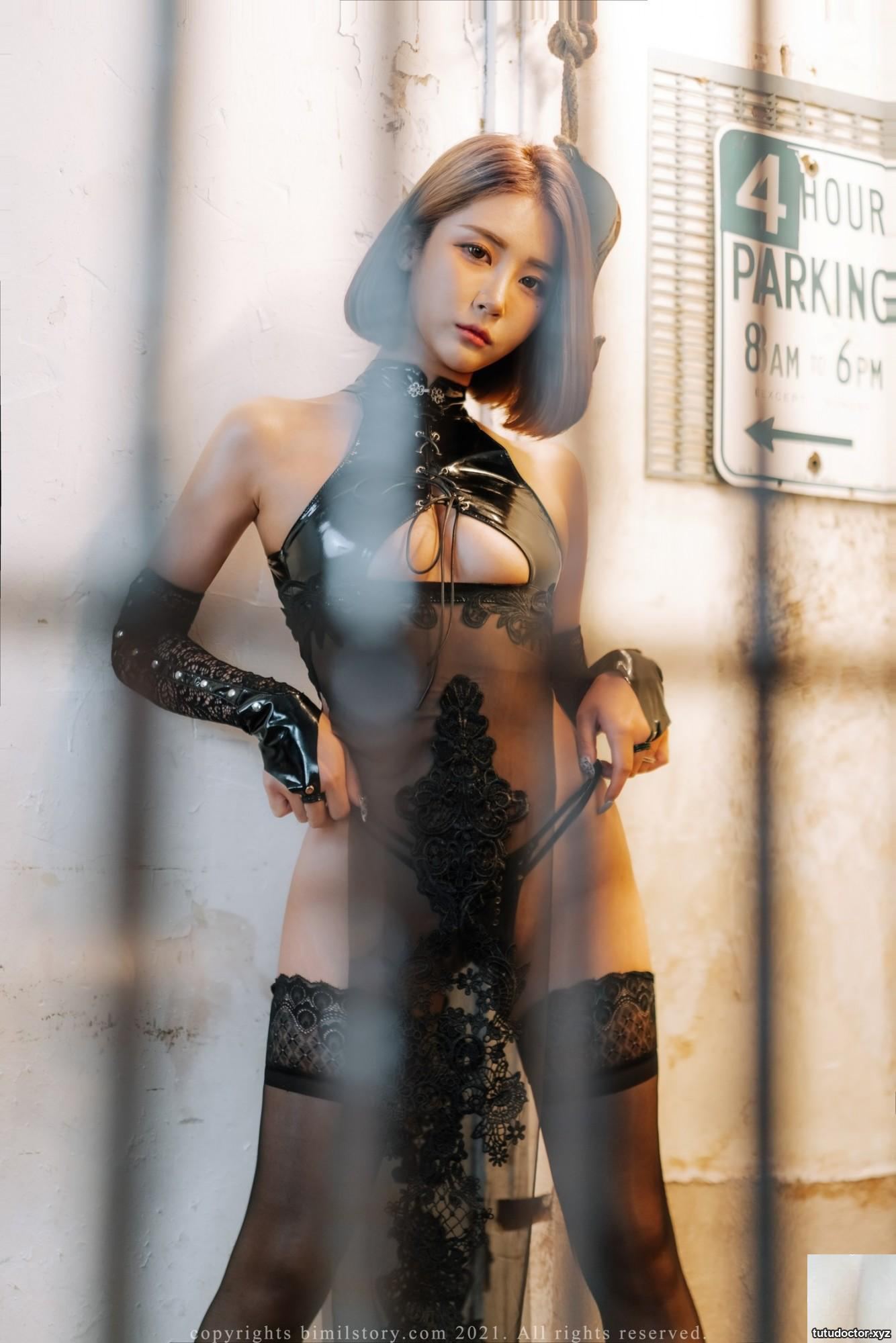 Jeong Bomi, (BimilStory) Nier Automa · photo 37 of 43
