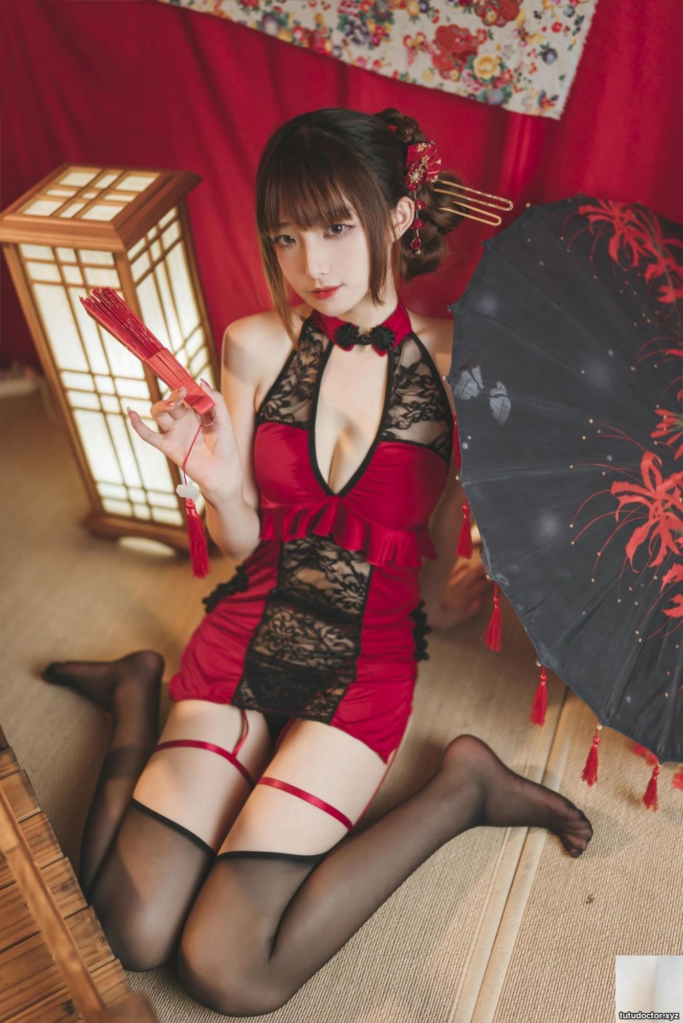 Fengjiang Shaohua Cheongsam · photo 14 of 38