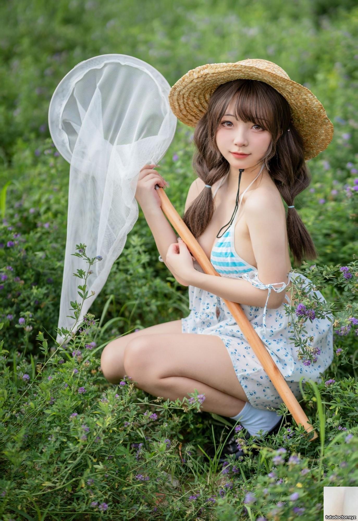 Flower Bell Field · photo 7 of 40