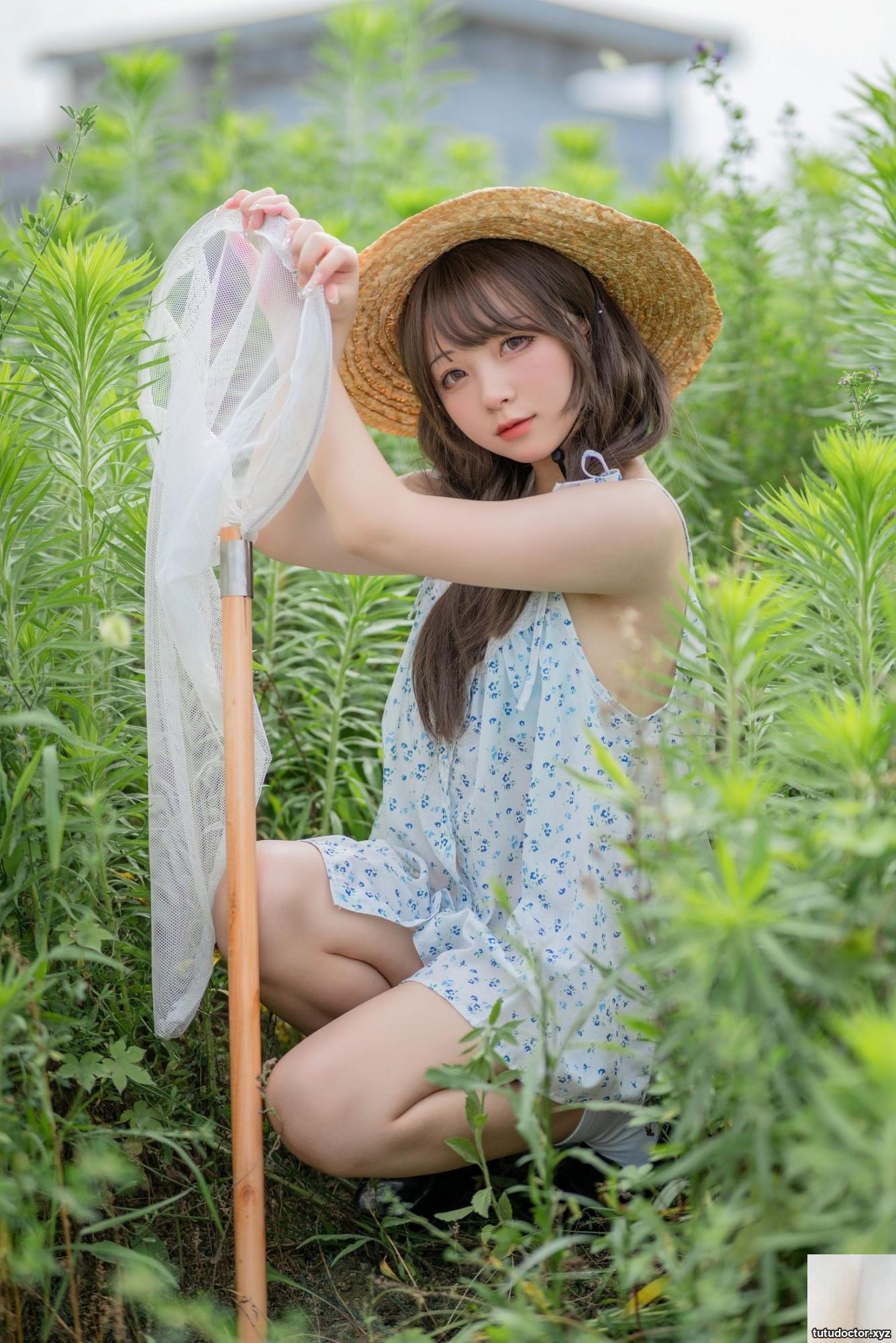 Flower Bell Field · photo 11 of 40