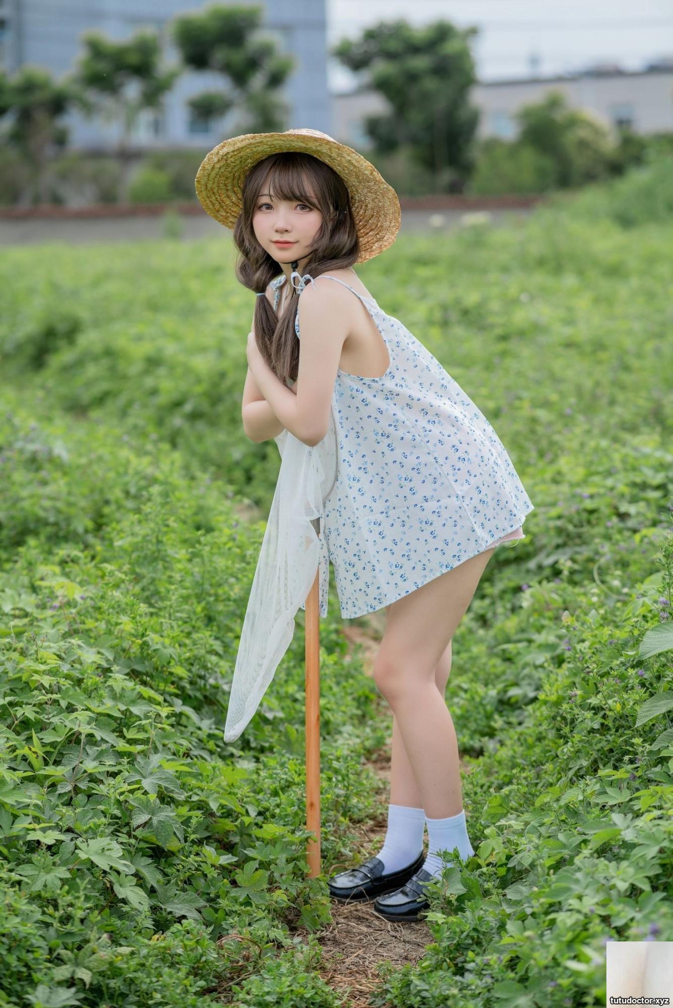 Flower Bell Field · photo 13 of 40