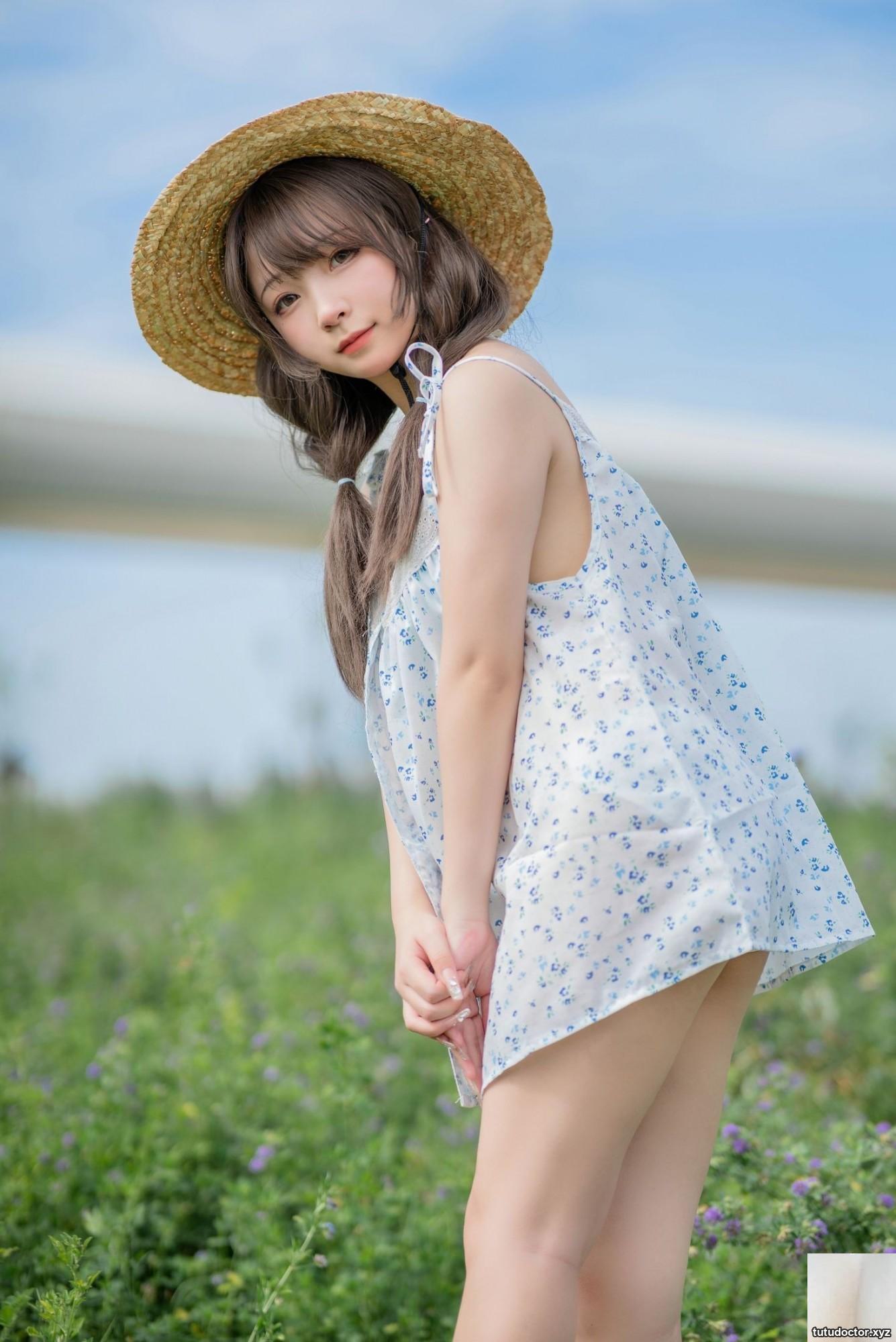 Flower Bell Field · photo 14 of 40