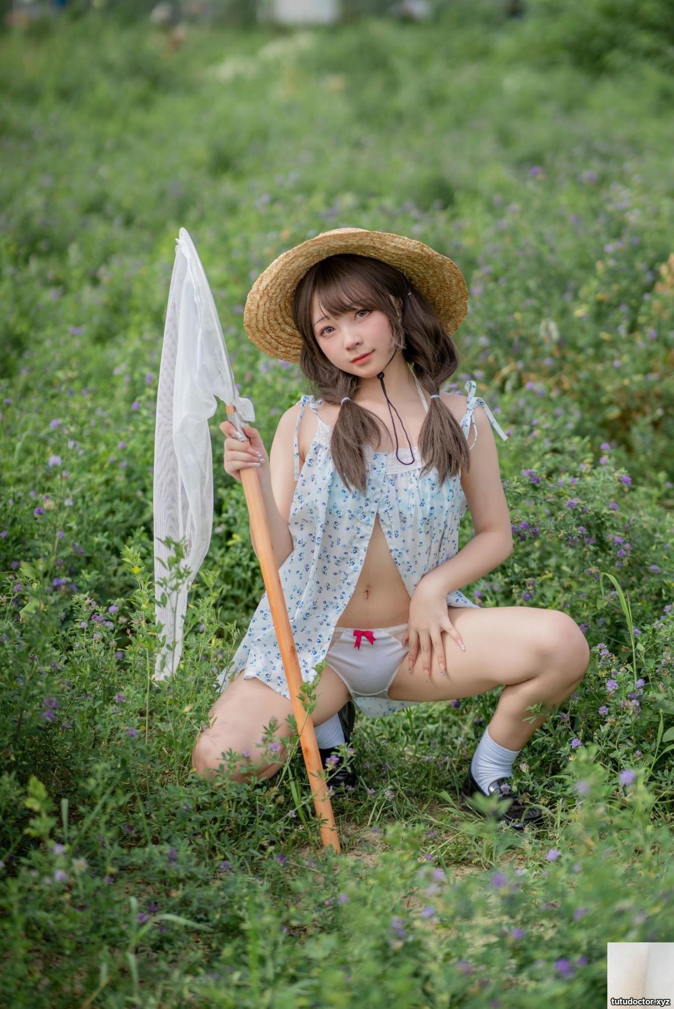 Flower Bell Field · photo 31 of 40