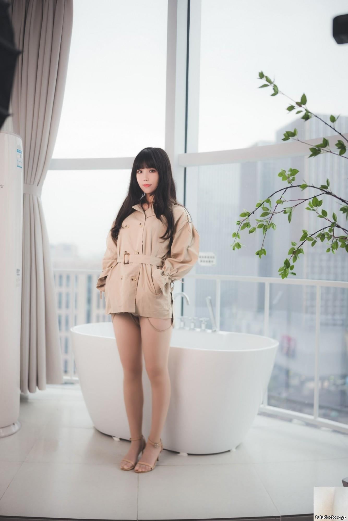 Wang Zhizi windbreaker · photo 52 of 53