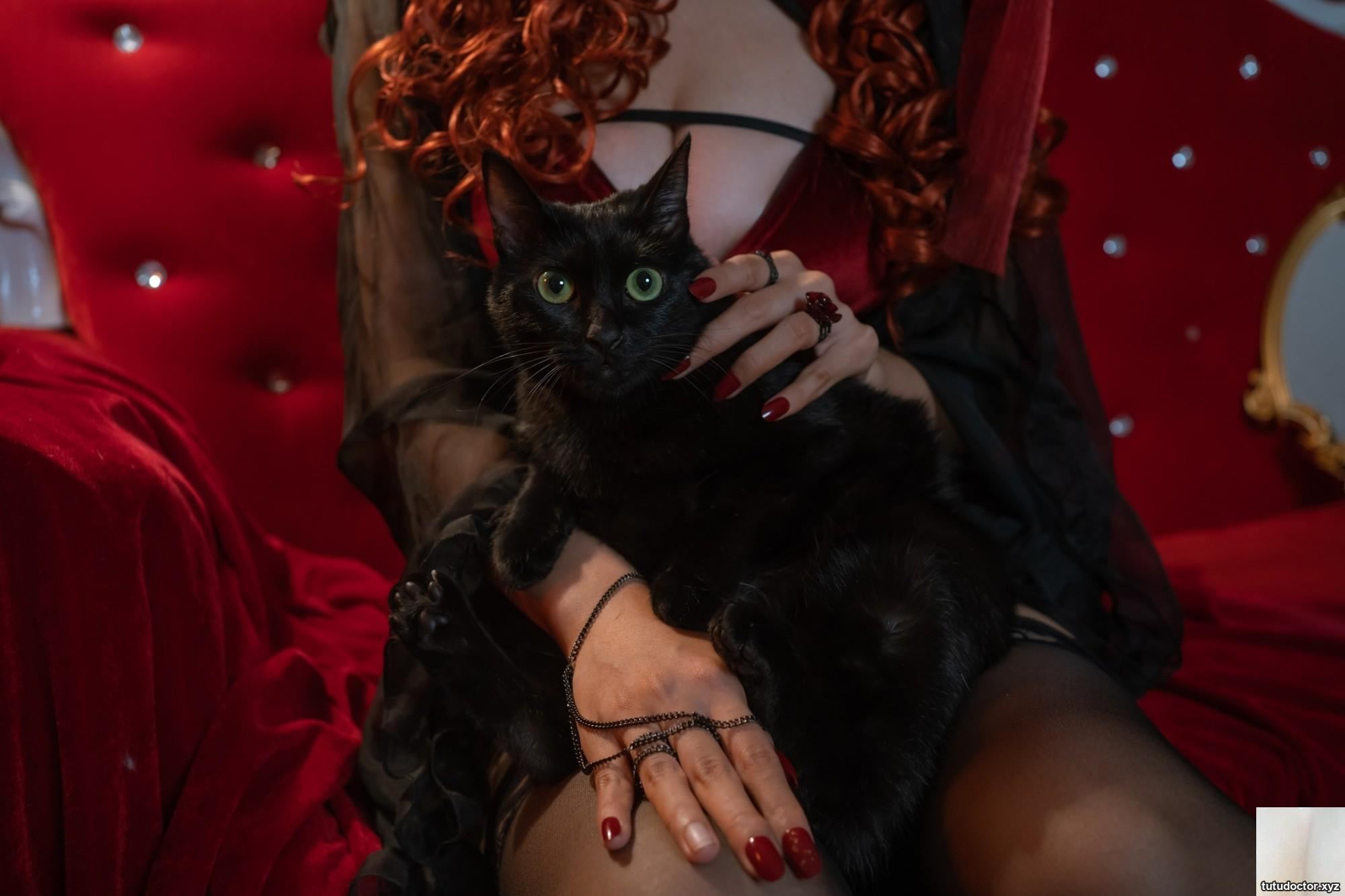Yunxixi Peach Witch and Queen Marie · photo 23 of 50