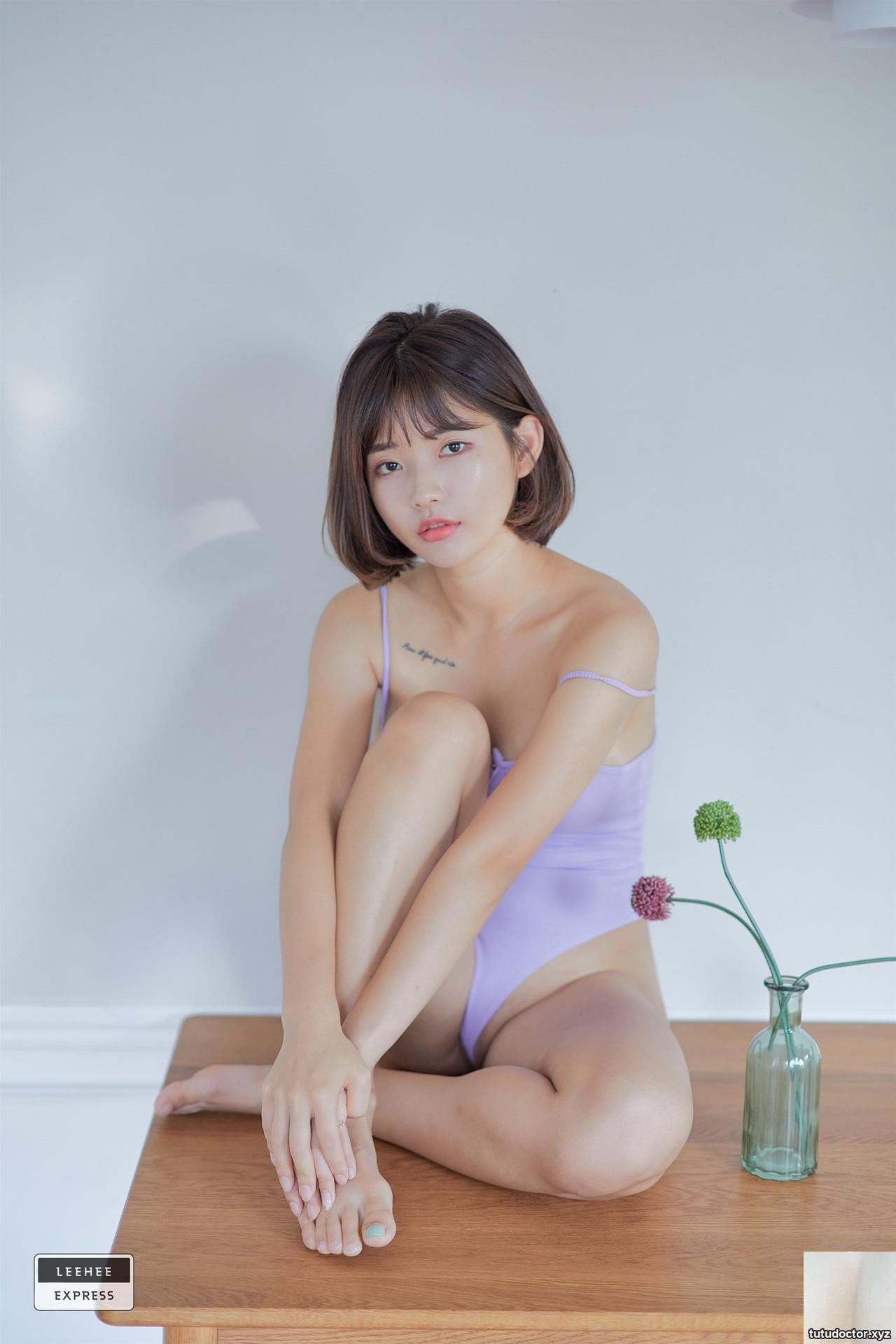 I cant stand the full and beautiful breasts scene · photo 4 of 53