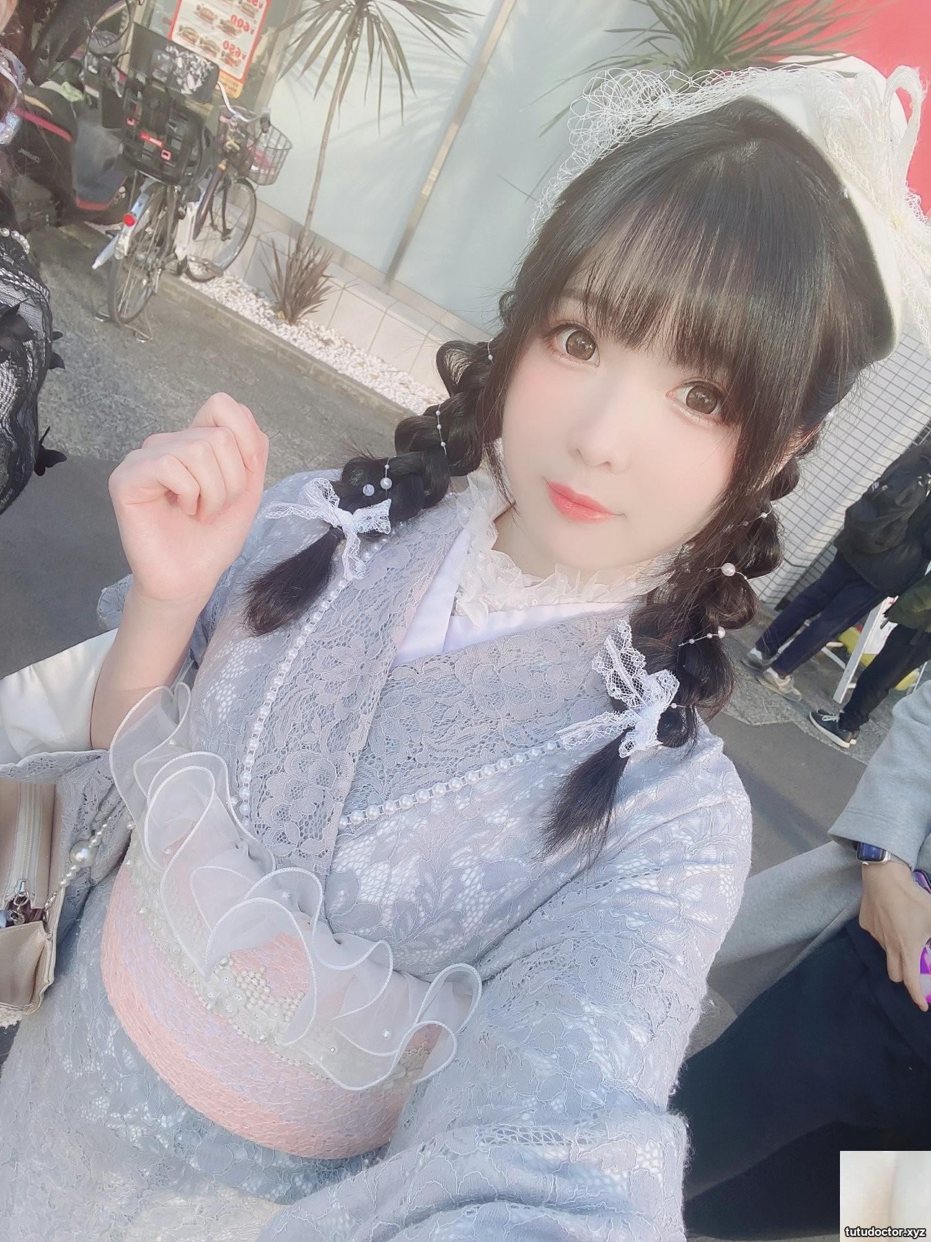 Frost Moon Shimo – Fantia January 2023 Member Collection (5 · photo 33 of 95
