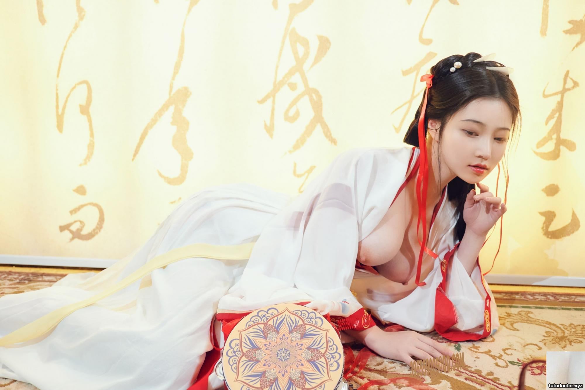 Nian Nian – Ru Meng Ling · photo 27 of 42