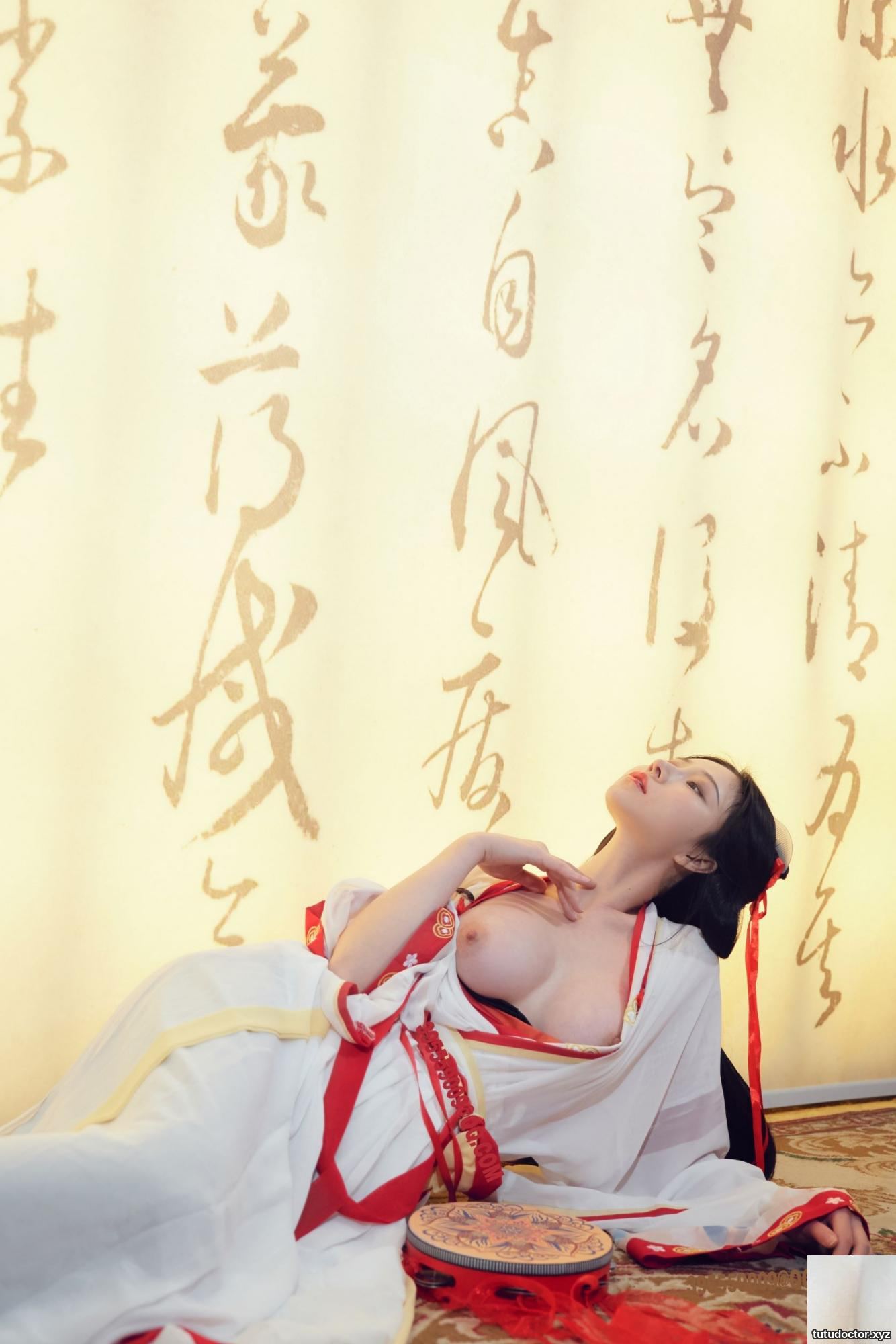Nian Nian – Ru Meng Ling · photo 32 of 42