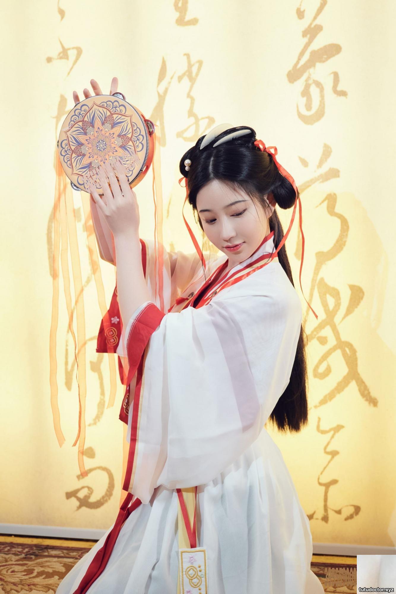Nian Nian – Ru Meng Ling · photo 39 of 42