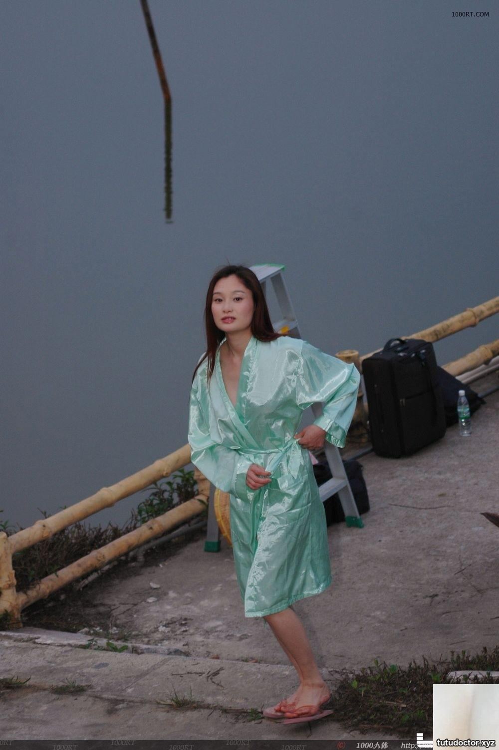 Clear outdoor shot Lu Momo-Shanshan · photo 31 of 40