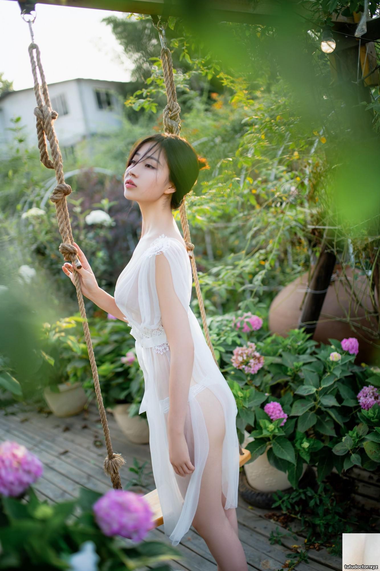 Nian Nian – Daughter of the Gods · photo 5 of 40
