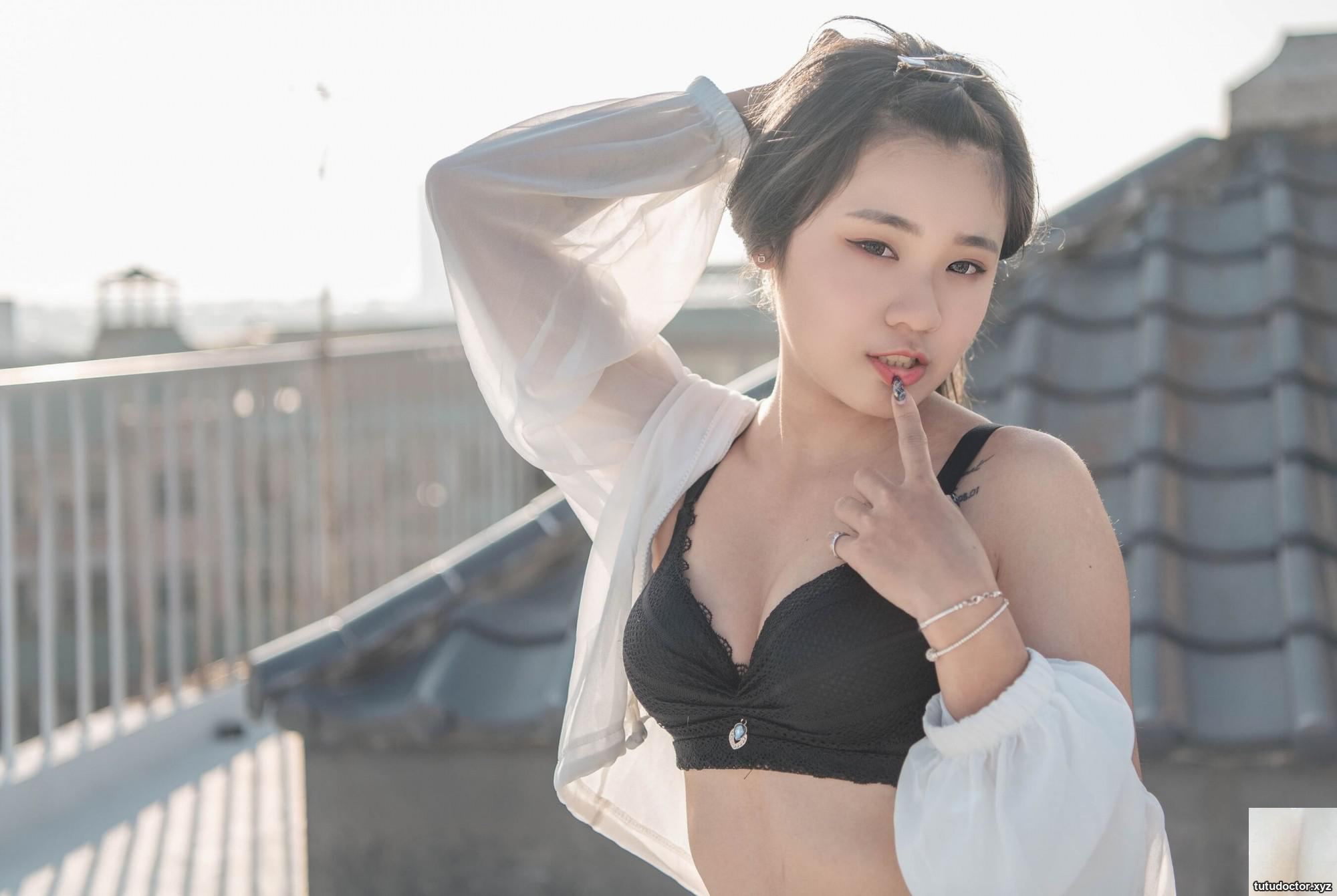 Han Tang Photo Album 2 · photo 9 of 82