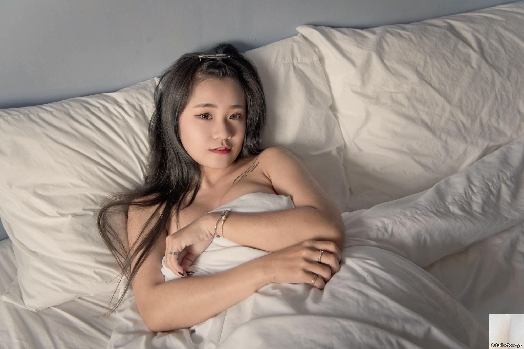 Han Tang Photo Album 2 · photo 15 of 82
