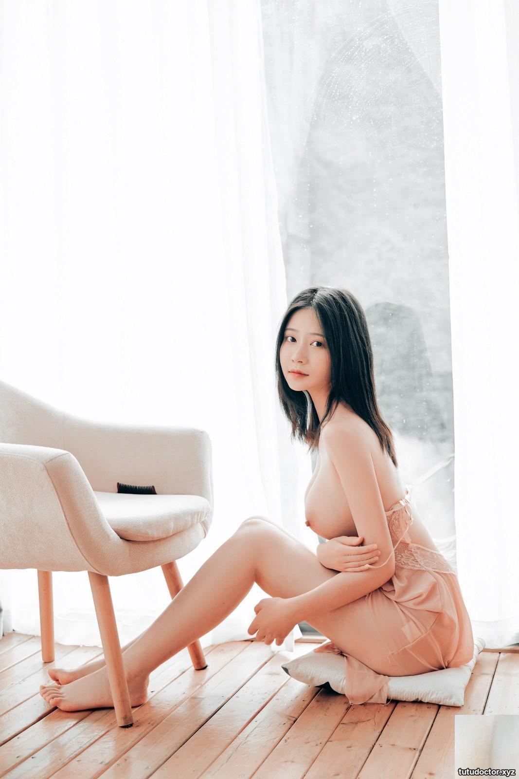 Nnian – Pajamas Ambiguous · photo 38 of 40