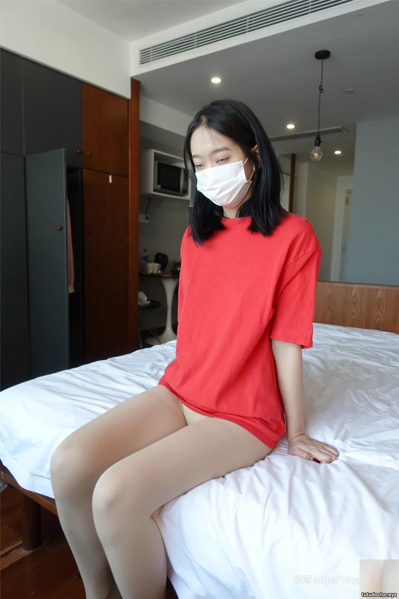 2022.08.09 NO.2249 Long-legged girl wears stockings without · photo 34 of 78