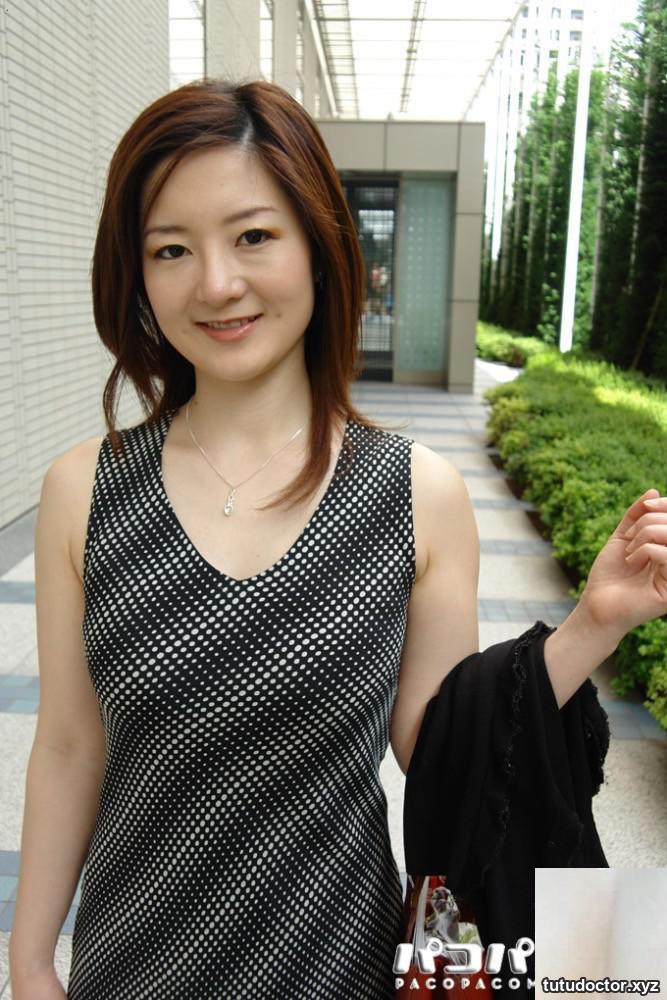 Japanese wife · photo 36 of 38