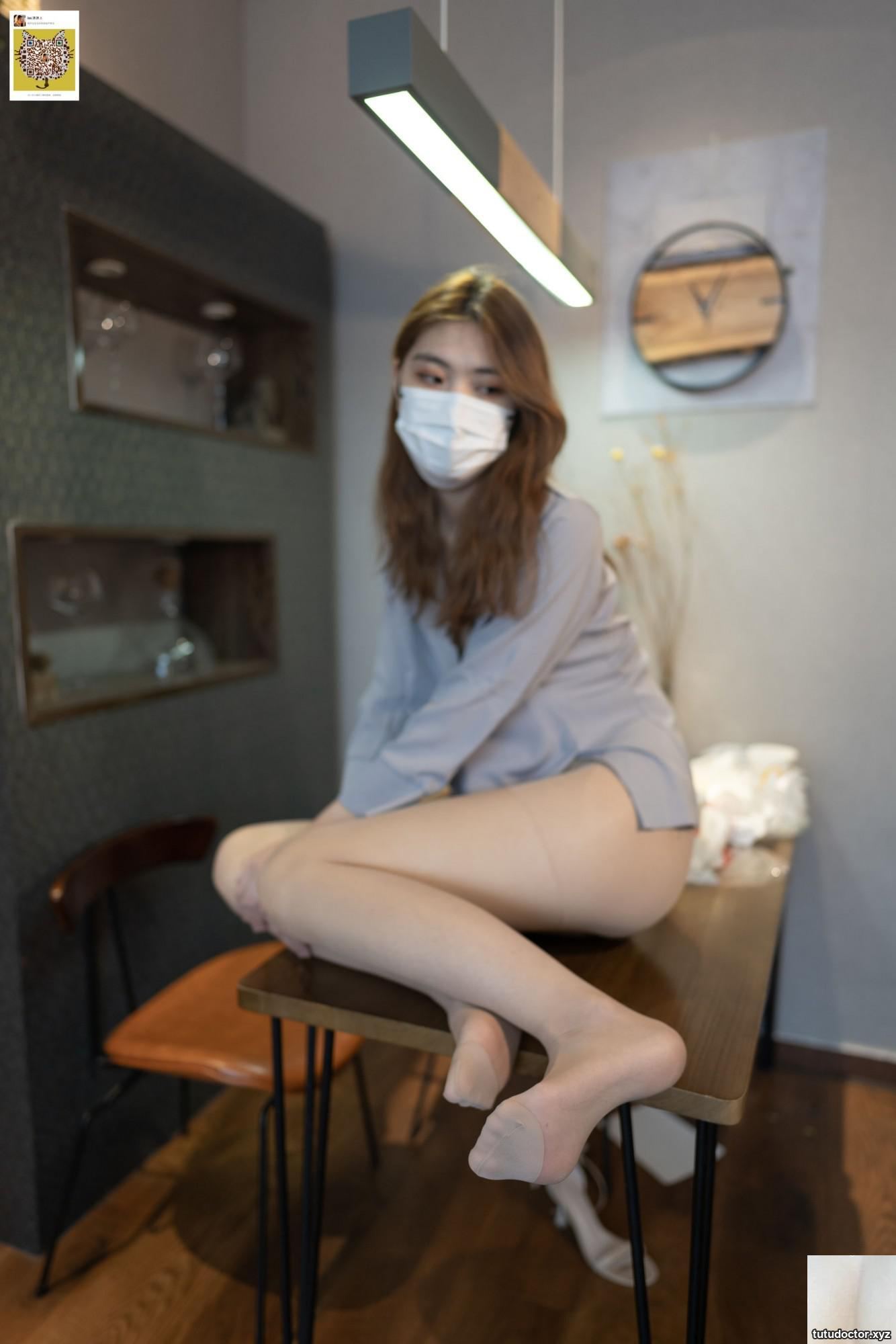 Shiwei vacuum suit · photo 7 of 90