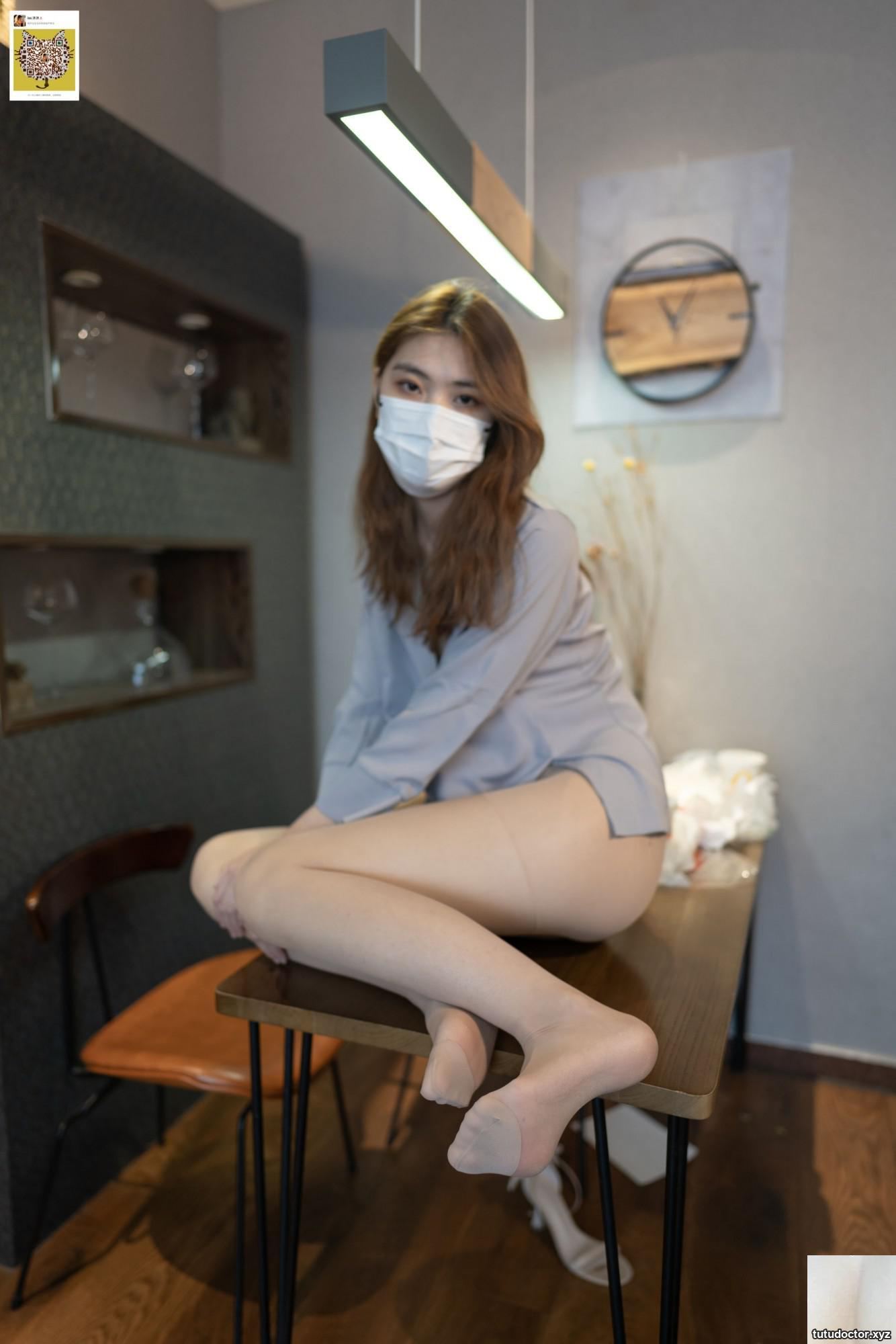 Shiwei vacuum suit · photo 8 of 90