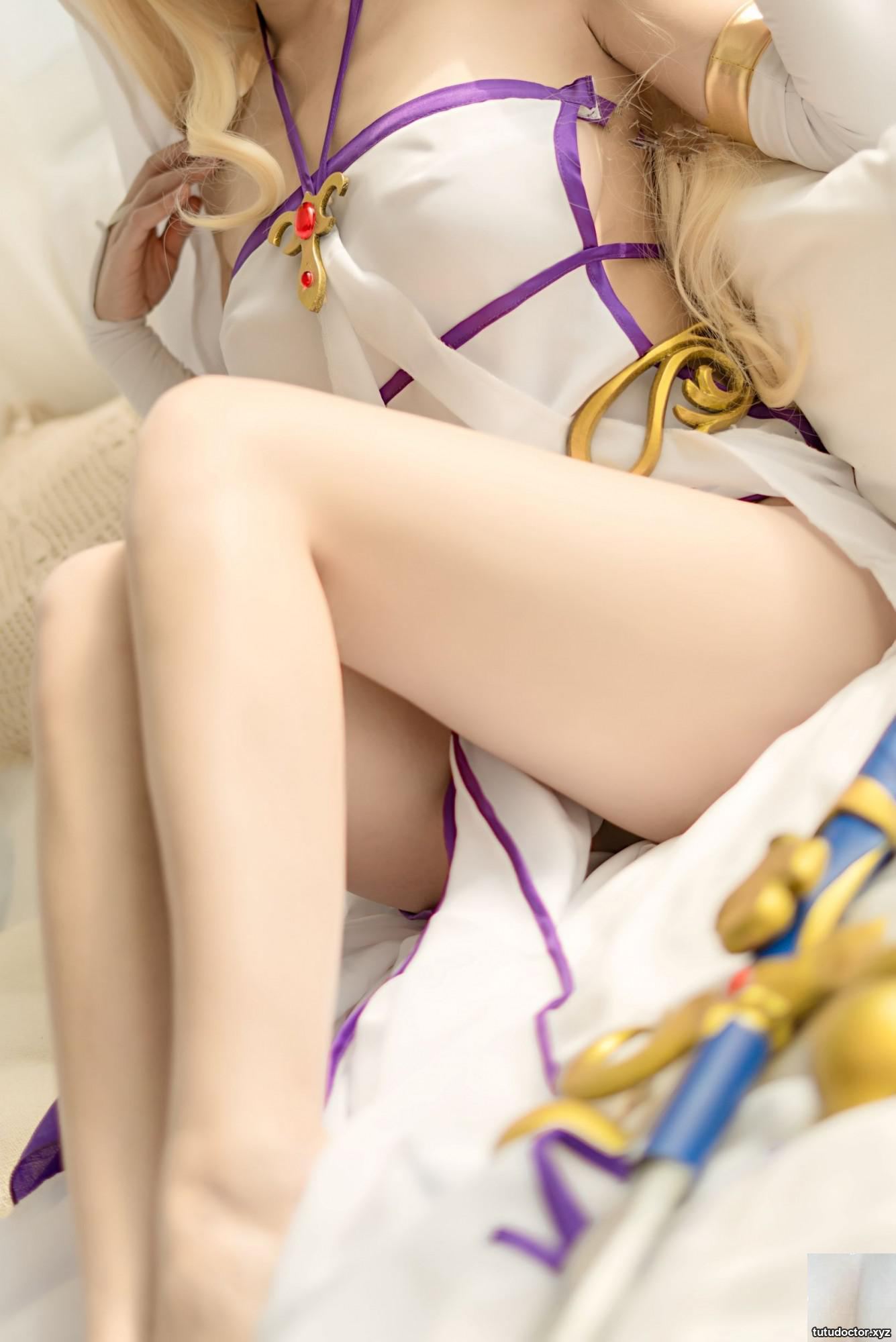 Ogura Chiyo w – Sword Saint · photo 31 of 42