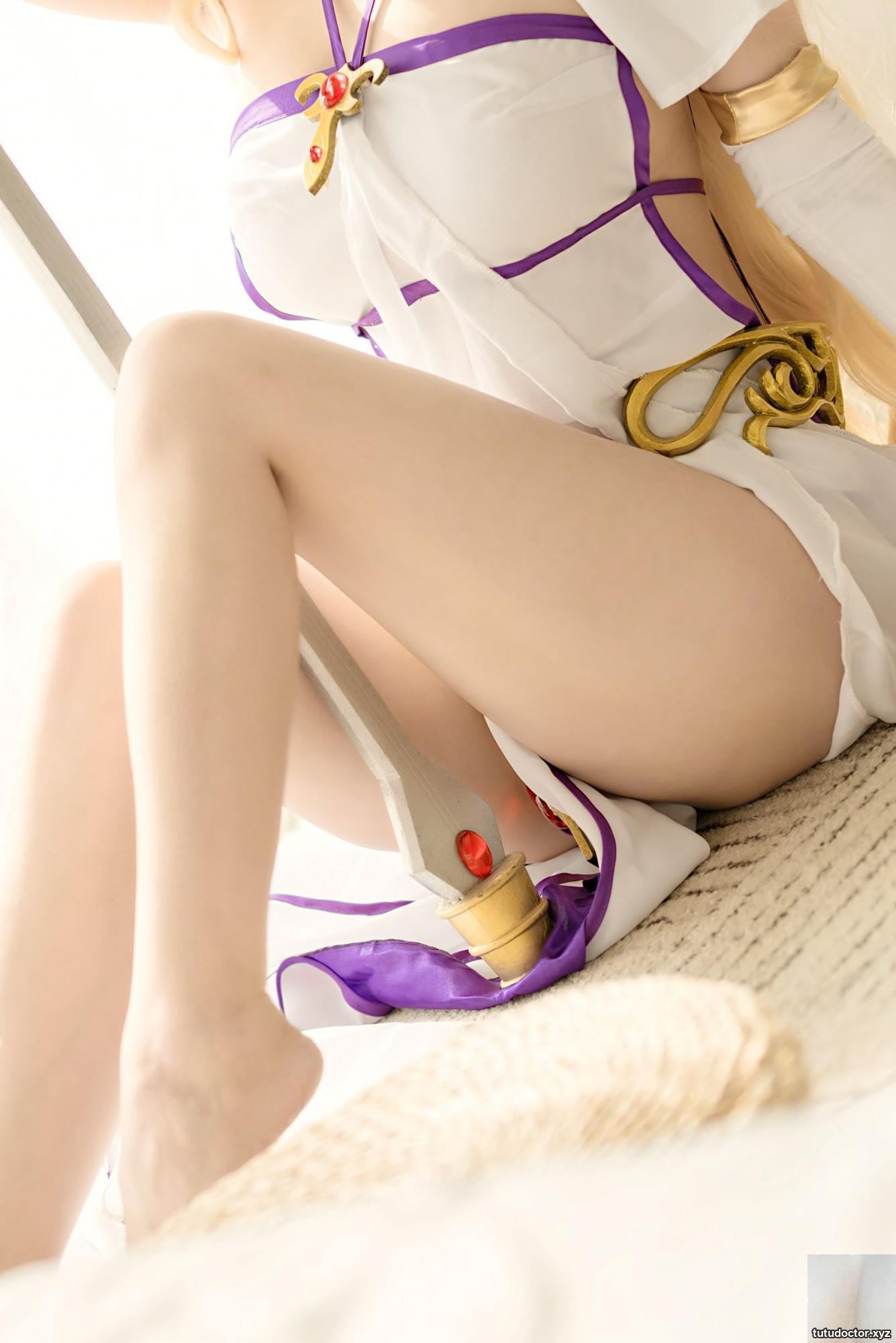 Ogura Chiyo w – Sword Saint · photo 39 of 42