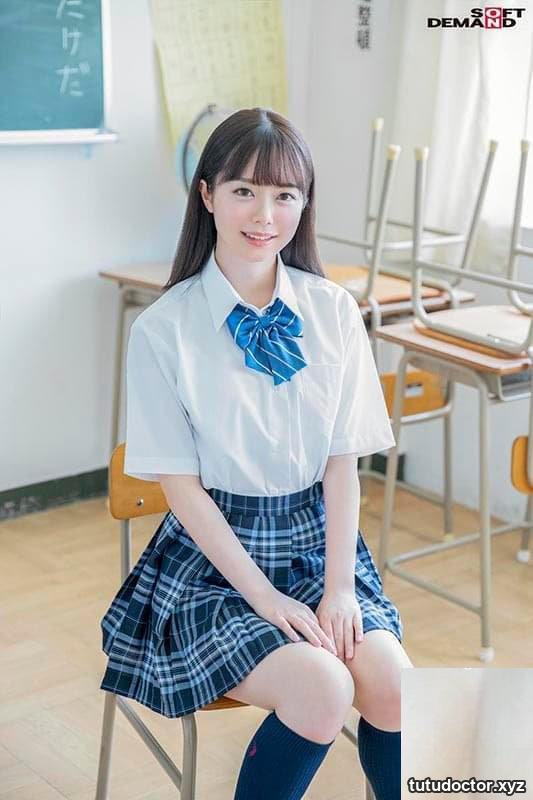 Asuka Momose, a fair-skinned youthful beautiful girl with a · photo 2 of 20