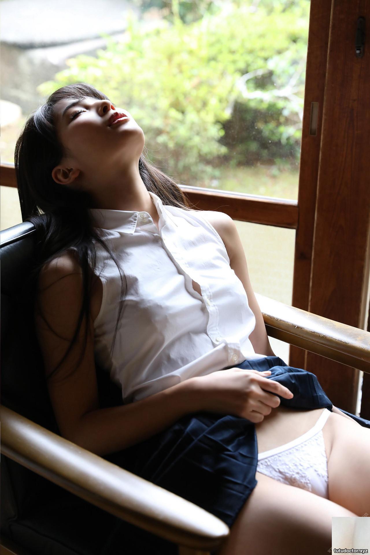 Aya Kawasaki Treasured Archive Compilation PREMIUM Digital Photo · photo 45 of 74