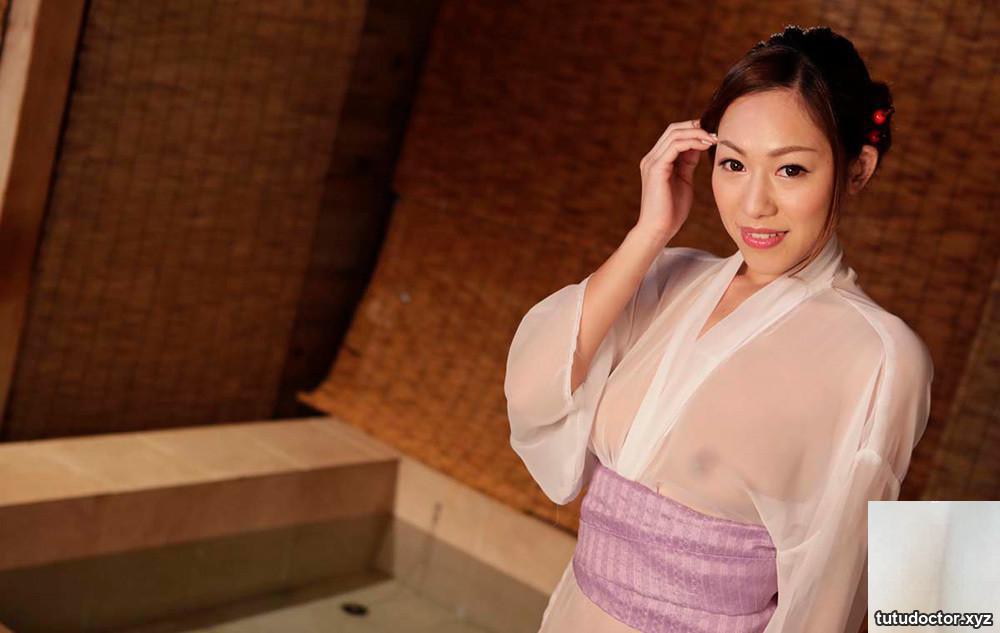 Kanna Kitayama A relaxing inn that wraps you up in the H cup · photo 2 of 25