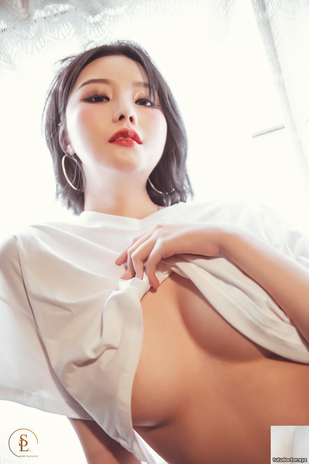 SAINT Photolife – Yuna (유나) Wild Part 2 · photo 36 of 95