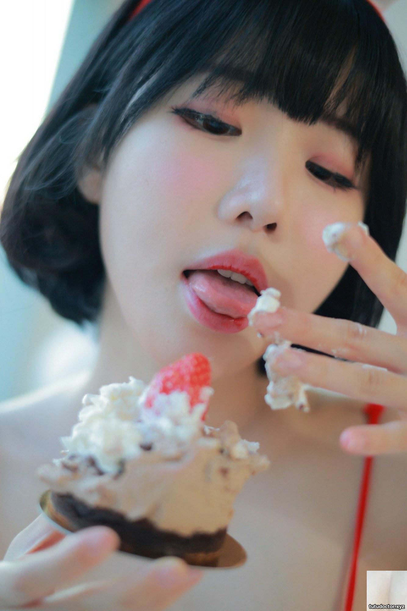 Addielyn (에디린) – Xmas · photo 60 of 79