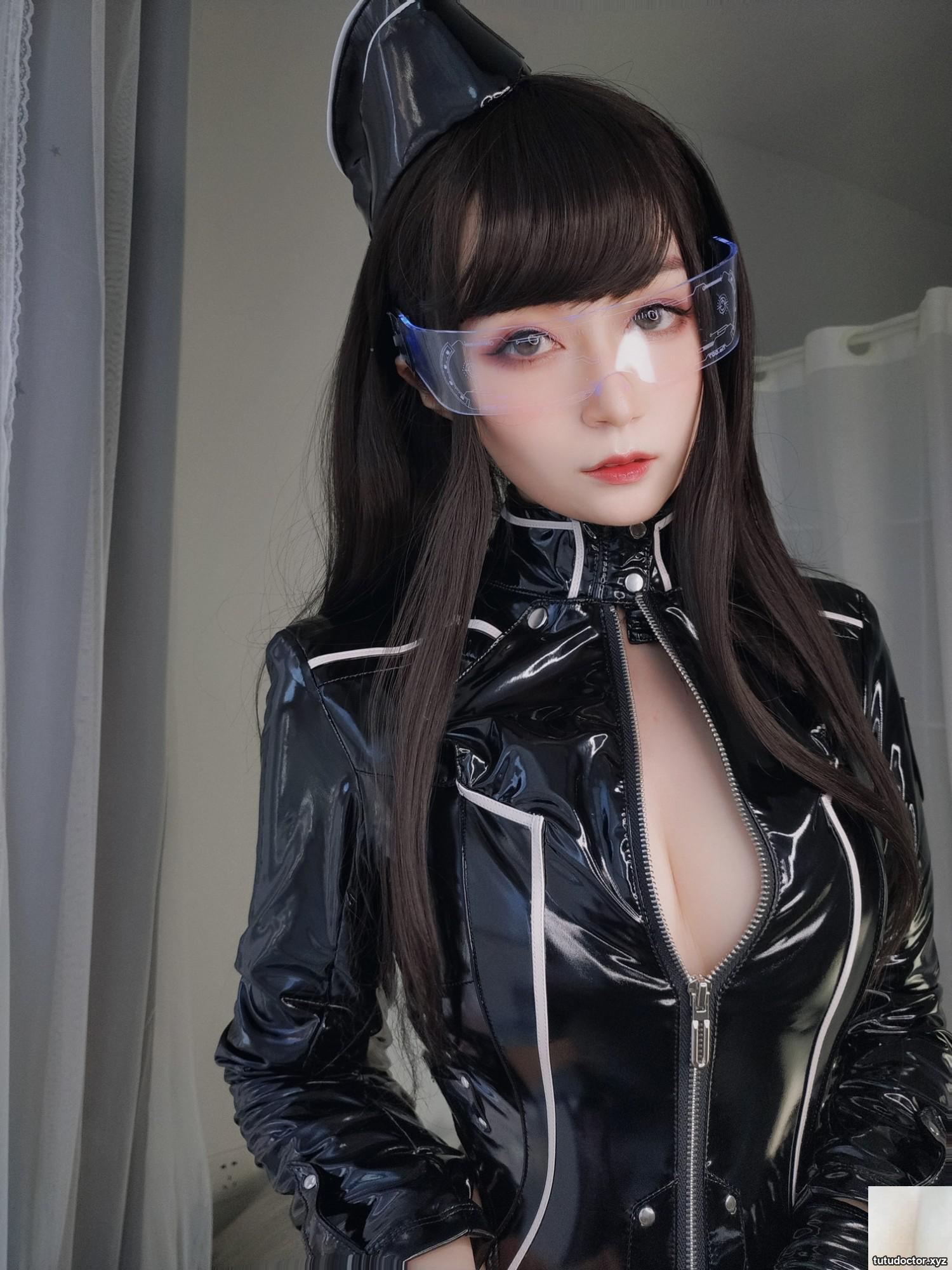 Silver 81 High-cut Gel Coat 2 The snow-white peach buttocks cant · photo 35 of 69
