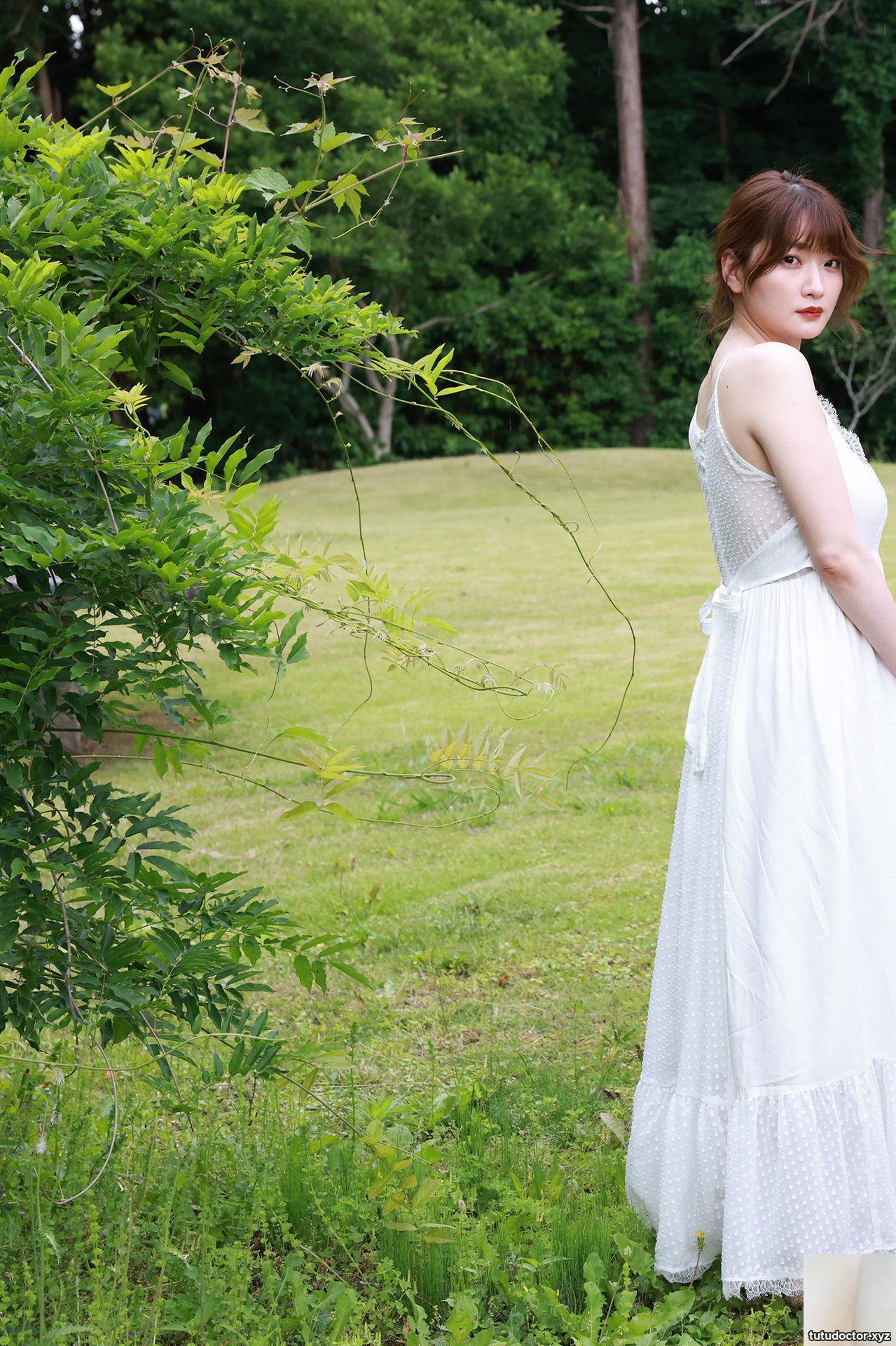 Mei Washio x Kaname Momojiri x Rin Yamitsu side car Weekly Post · photo 50 of 94