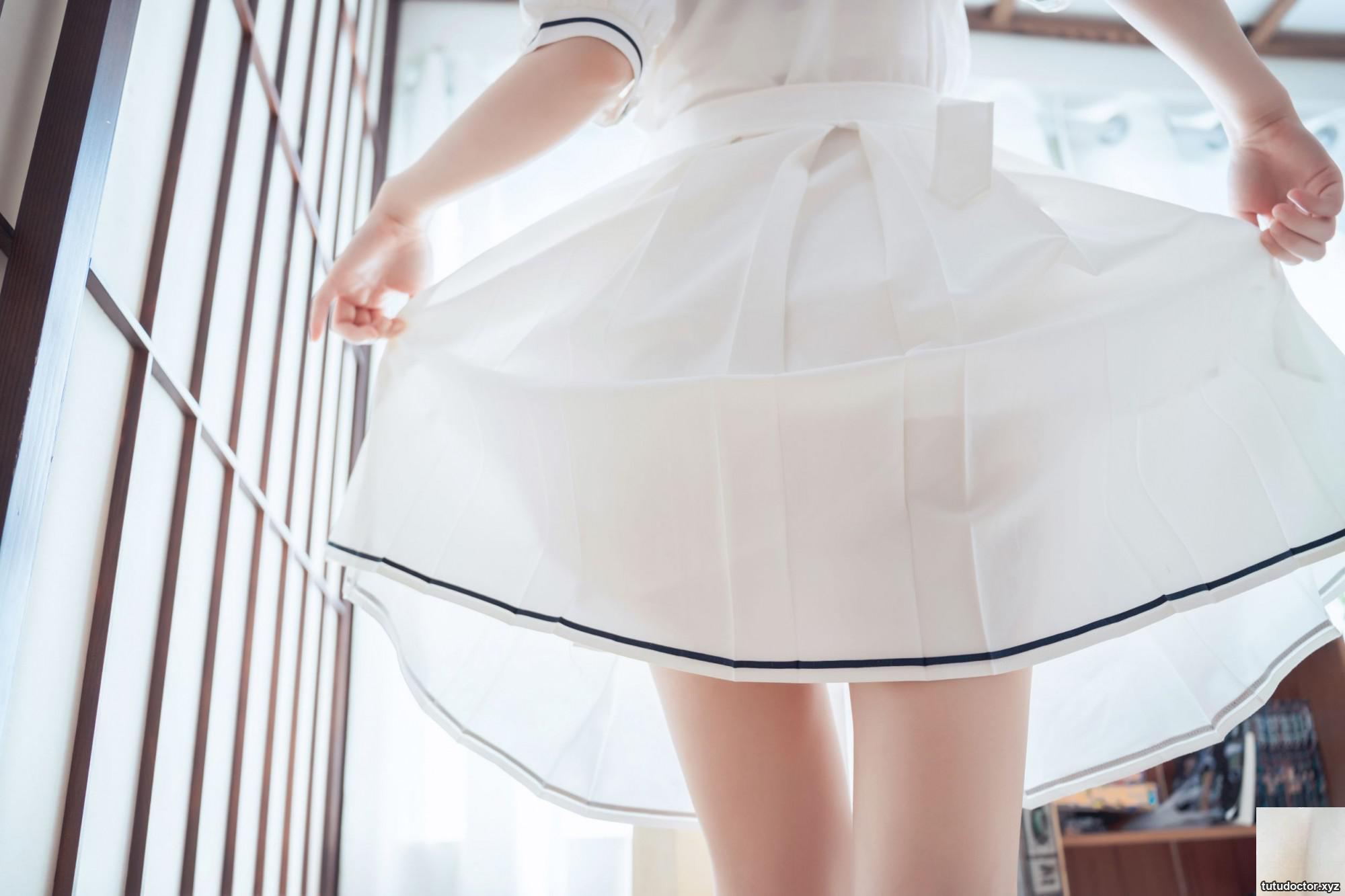 Sakura Tao Meow – Midsummer Uniform · photo 23 of 40