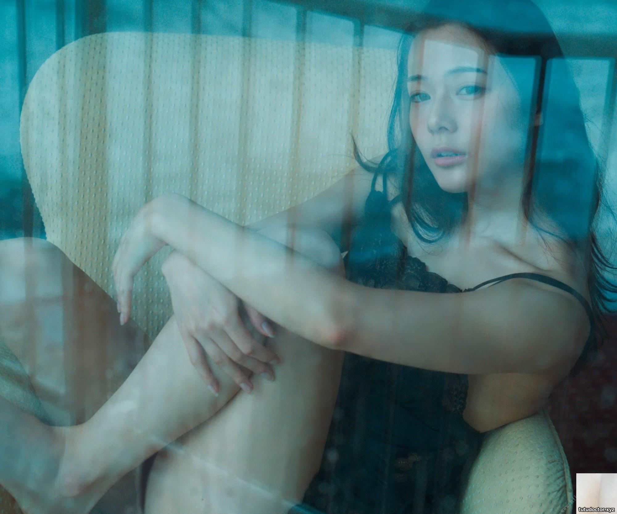 NUDE NEXT vol.03 Nene Yoshitaka Weekly PHOTO BOOK (70 · photo 9 of 70