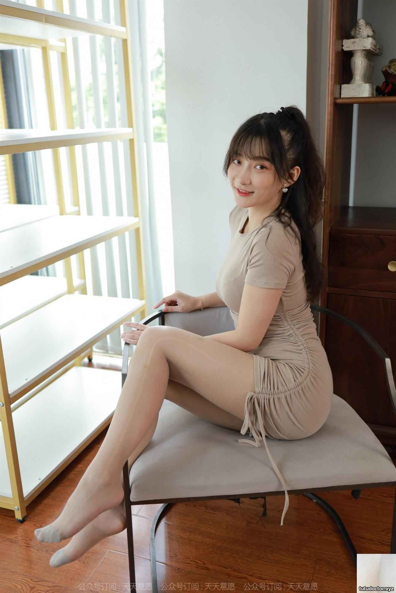 Si Xiangjia Qiuqiu Lonely Gray · 第 28 / 90 张