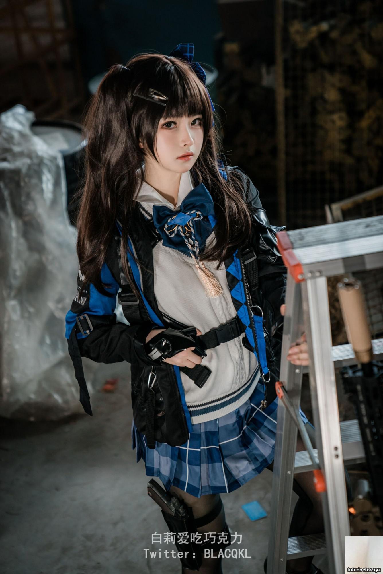 Bai Li loves to eat chocolate Guan Xiaoyu · photo 58 of 85