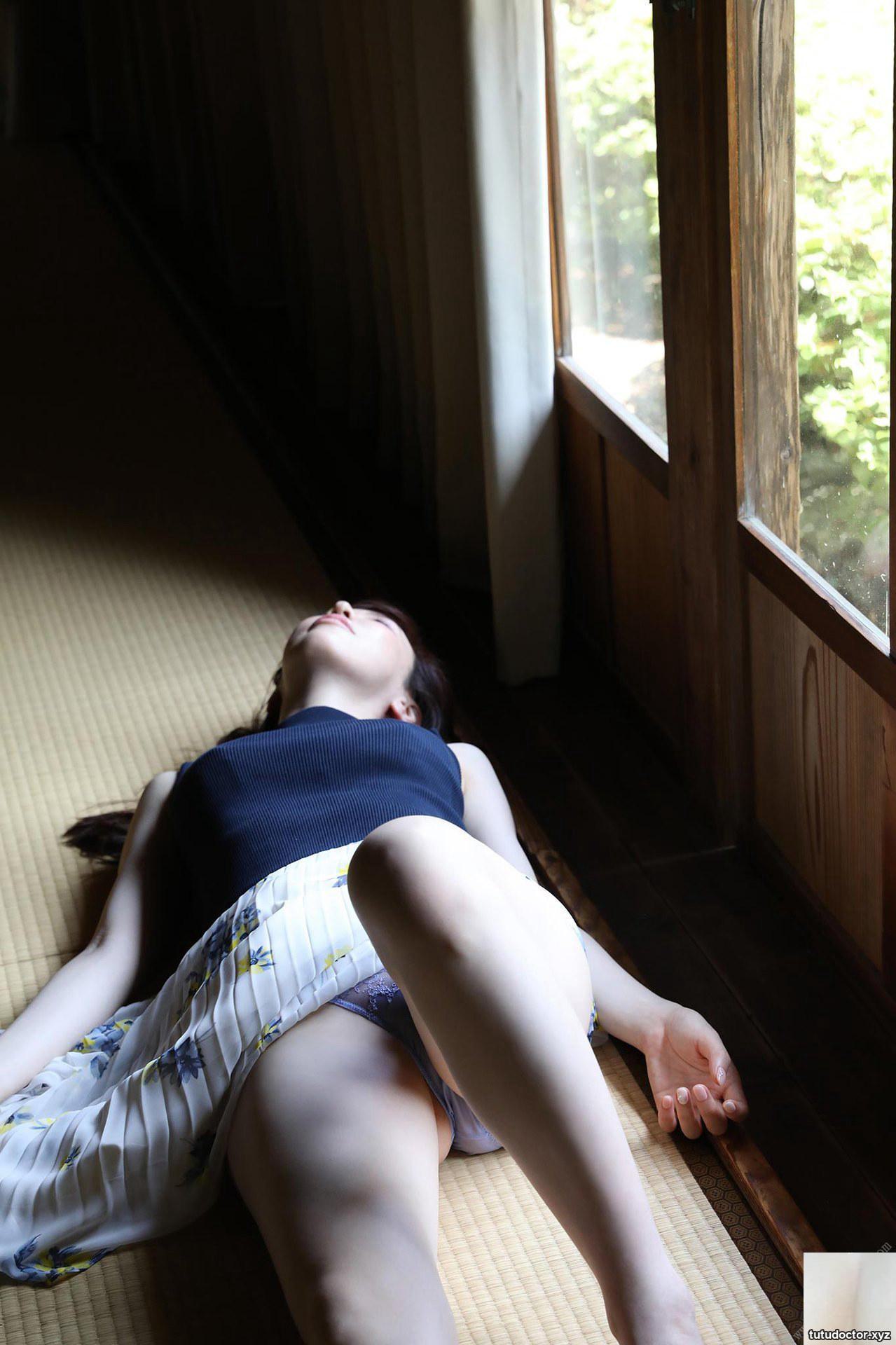 Kazuko Iwamoto – Weekly Post-Digital Photo Collection Ikenai · photo 8 of 28