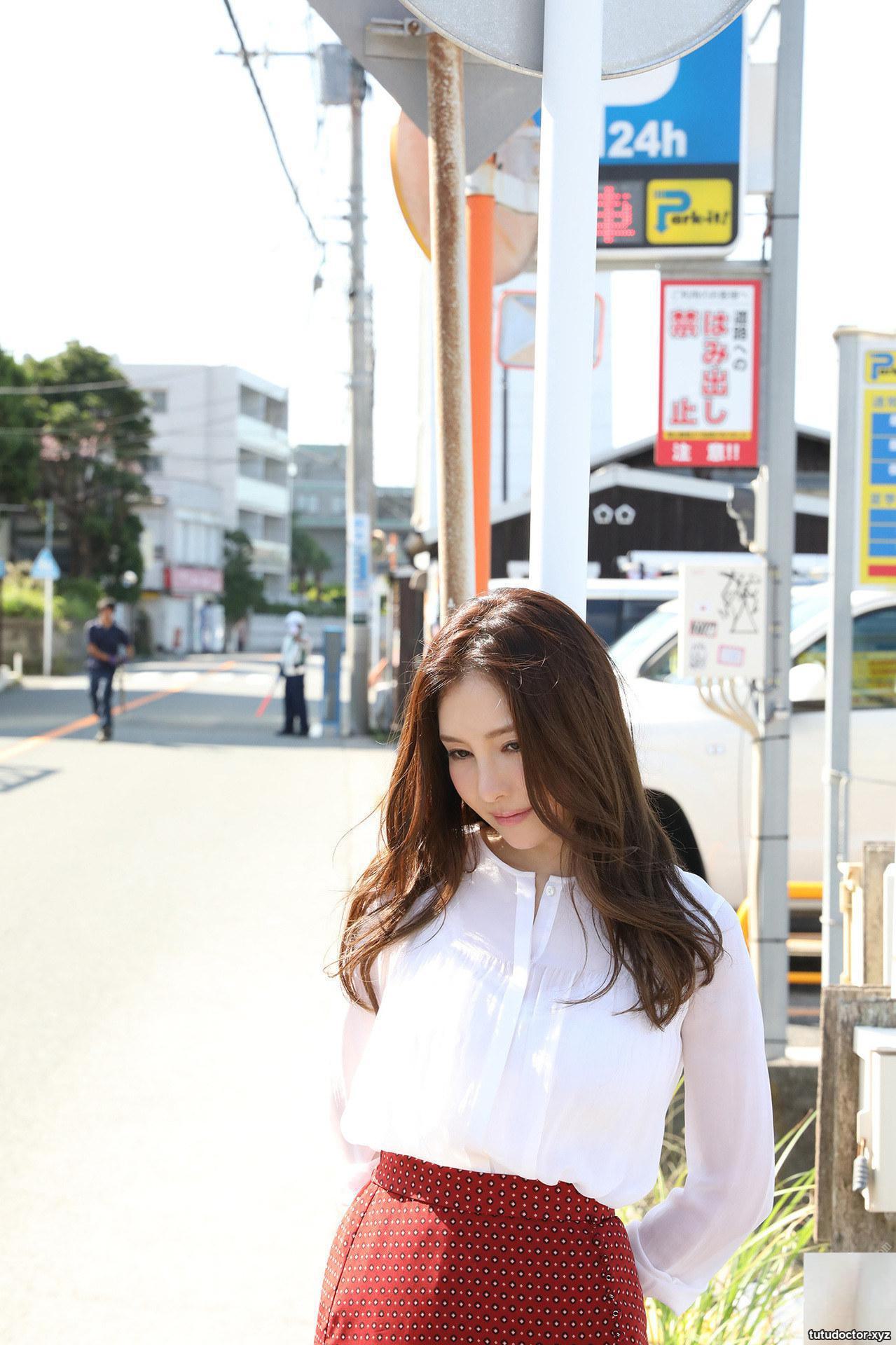 Yuko Ono – Weekly Post Digital Photo Collection Shonan Woman · photo 4 of 57