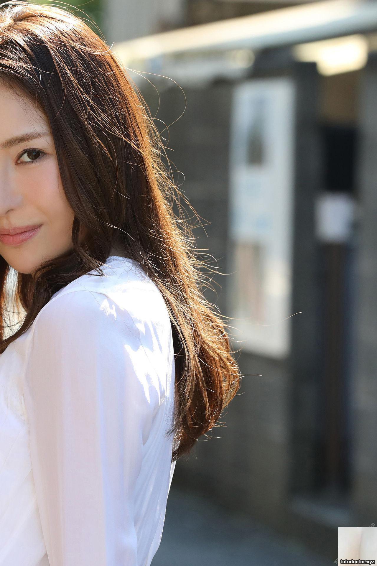 Yuko Ono – Weekly Post Digital Photo Collection Shonan Woman · photo 10 of 57