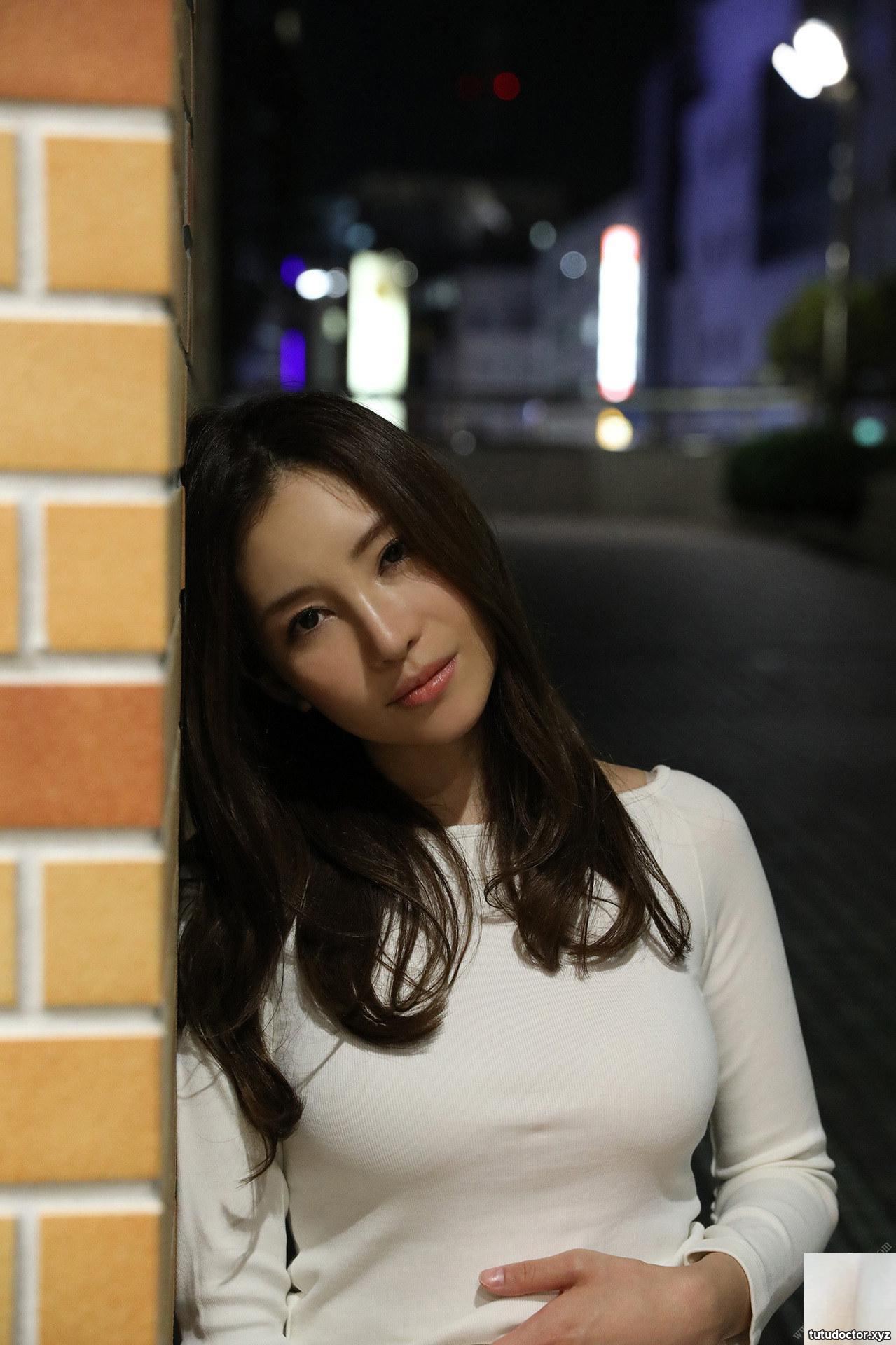 Yuko Ono – Weekly Post Digital Photo Collection Shonan Woman · photo 46 of 57
