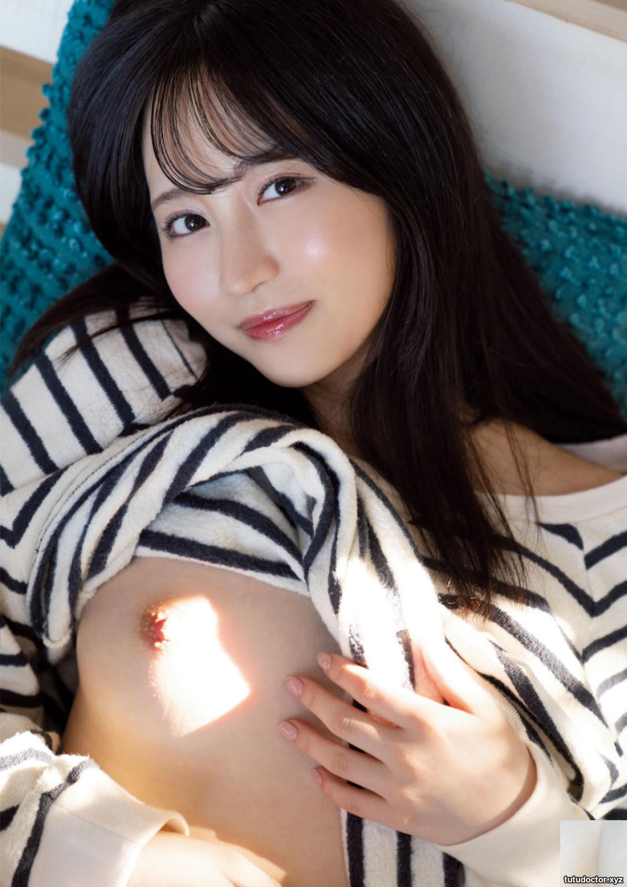 Rikka Ono 1st Photobook – First flo · photo 33 of 99
